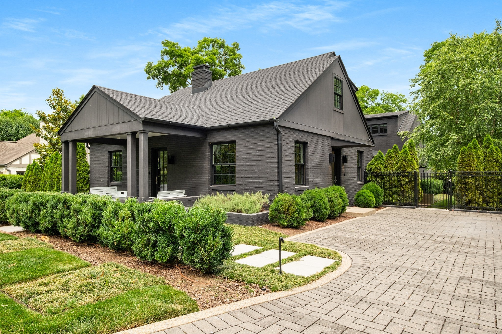 Photo of Listing #2905689