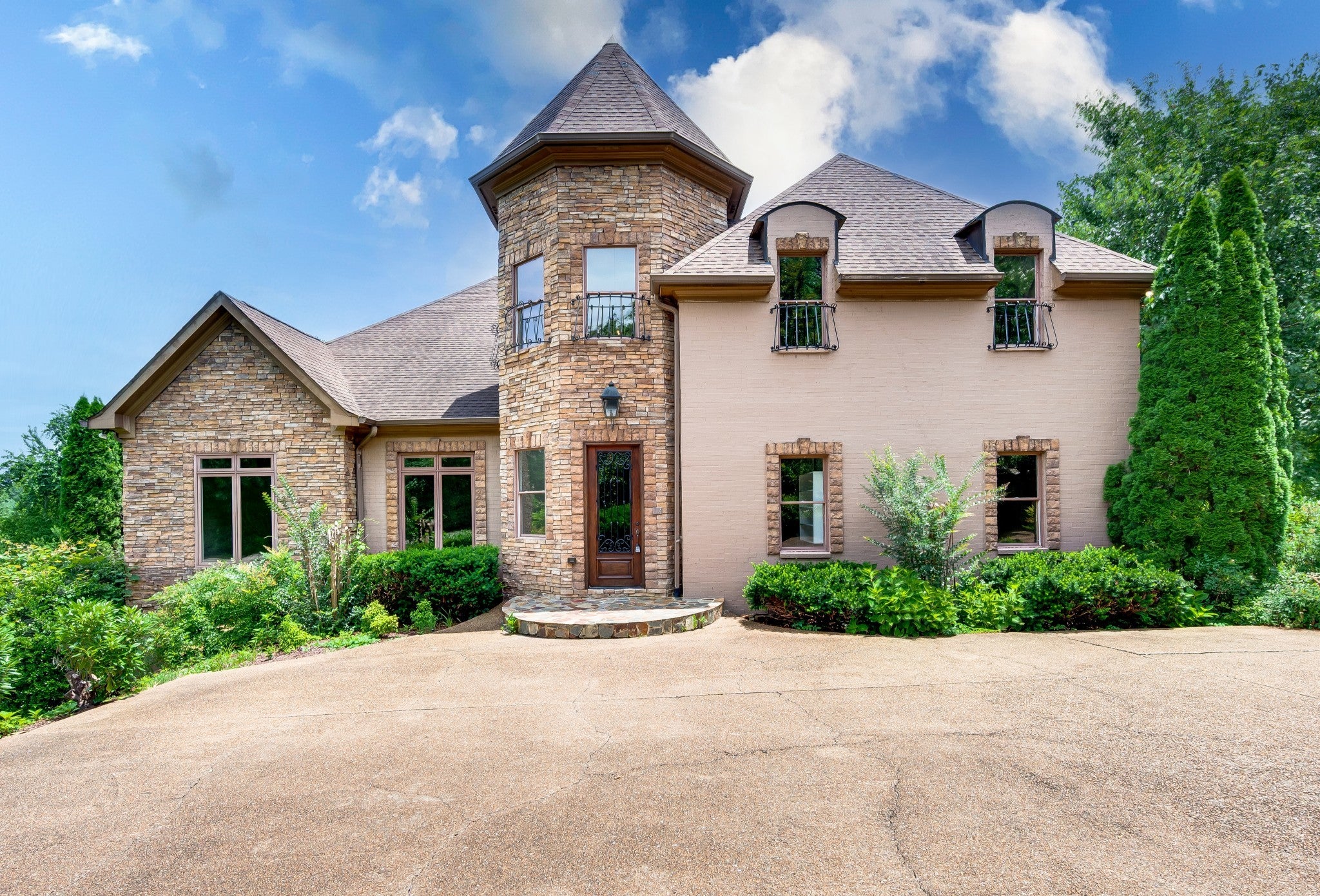 Photo of Listing #2906012
