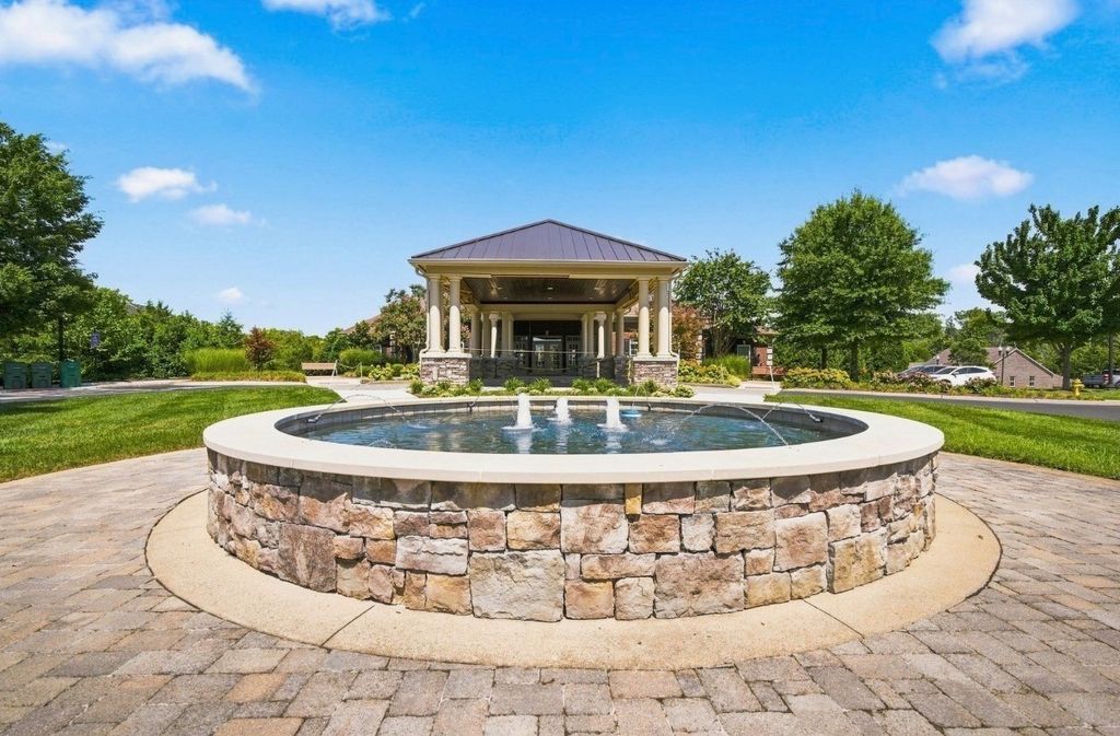 1108 Marys Pl E, Lebanon