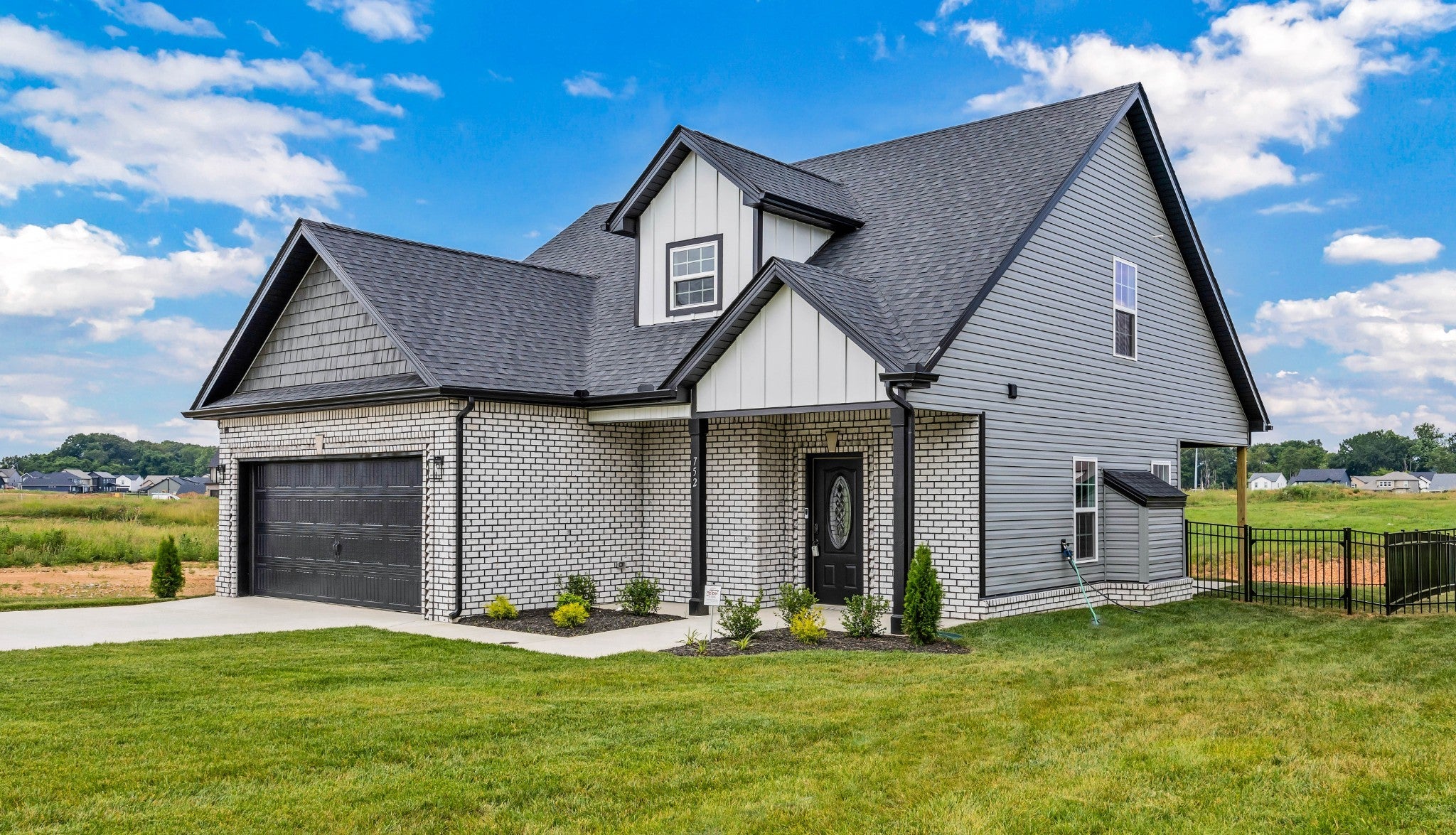Photo of Listing #2906129