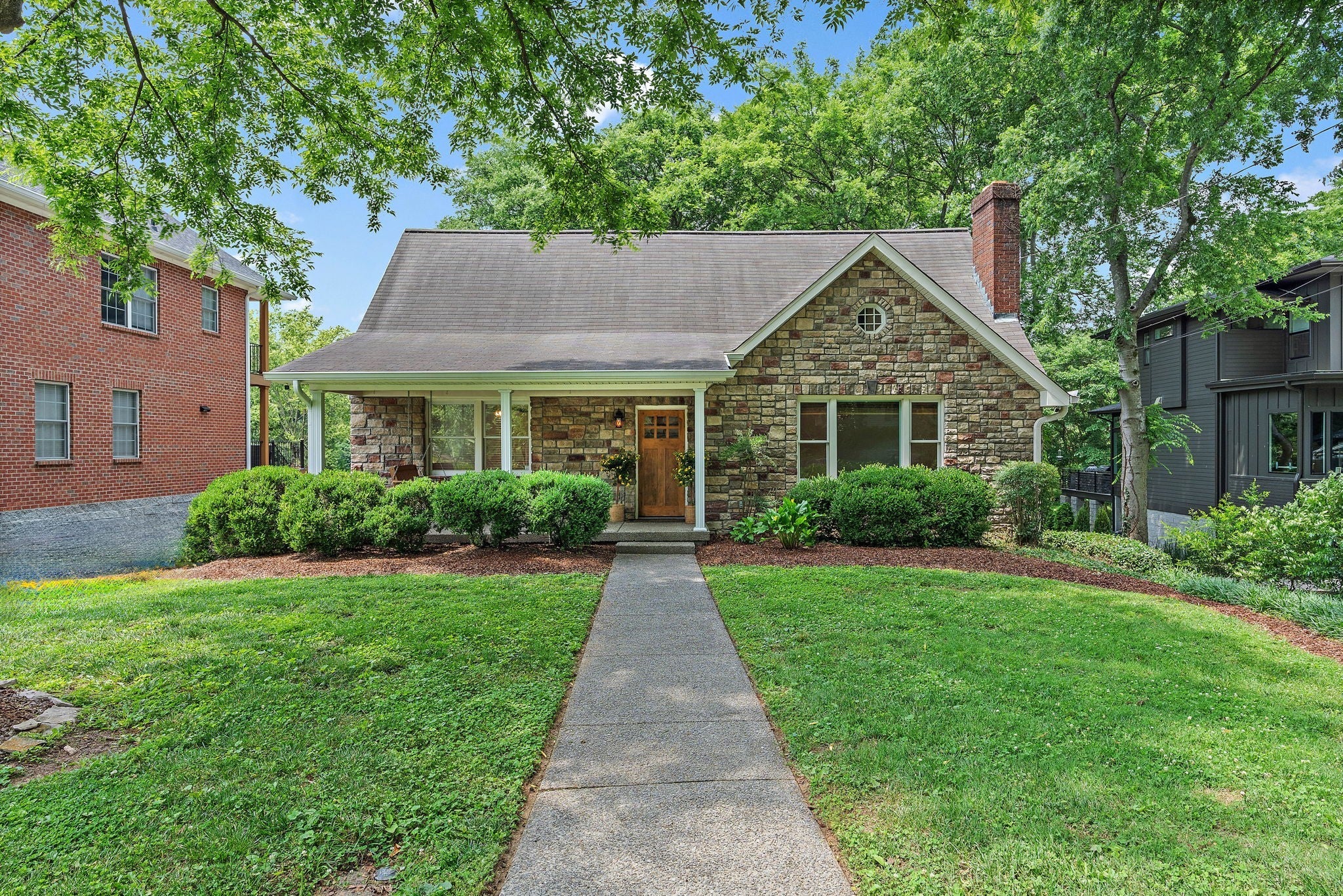 Photo of Listing #2906353