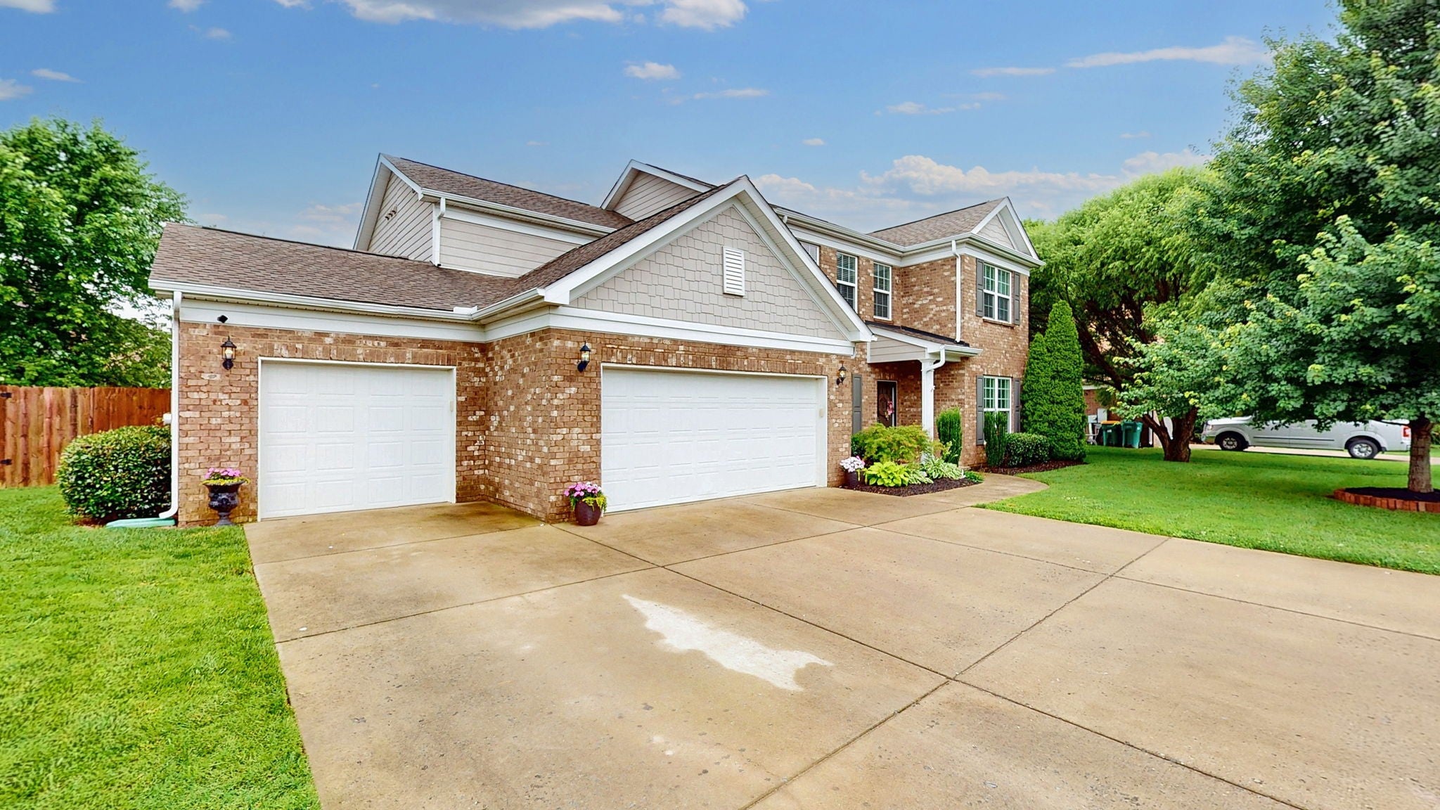 Photo of Listing #2906587
