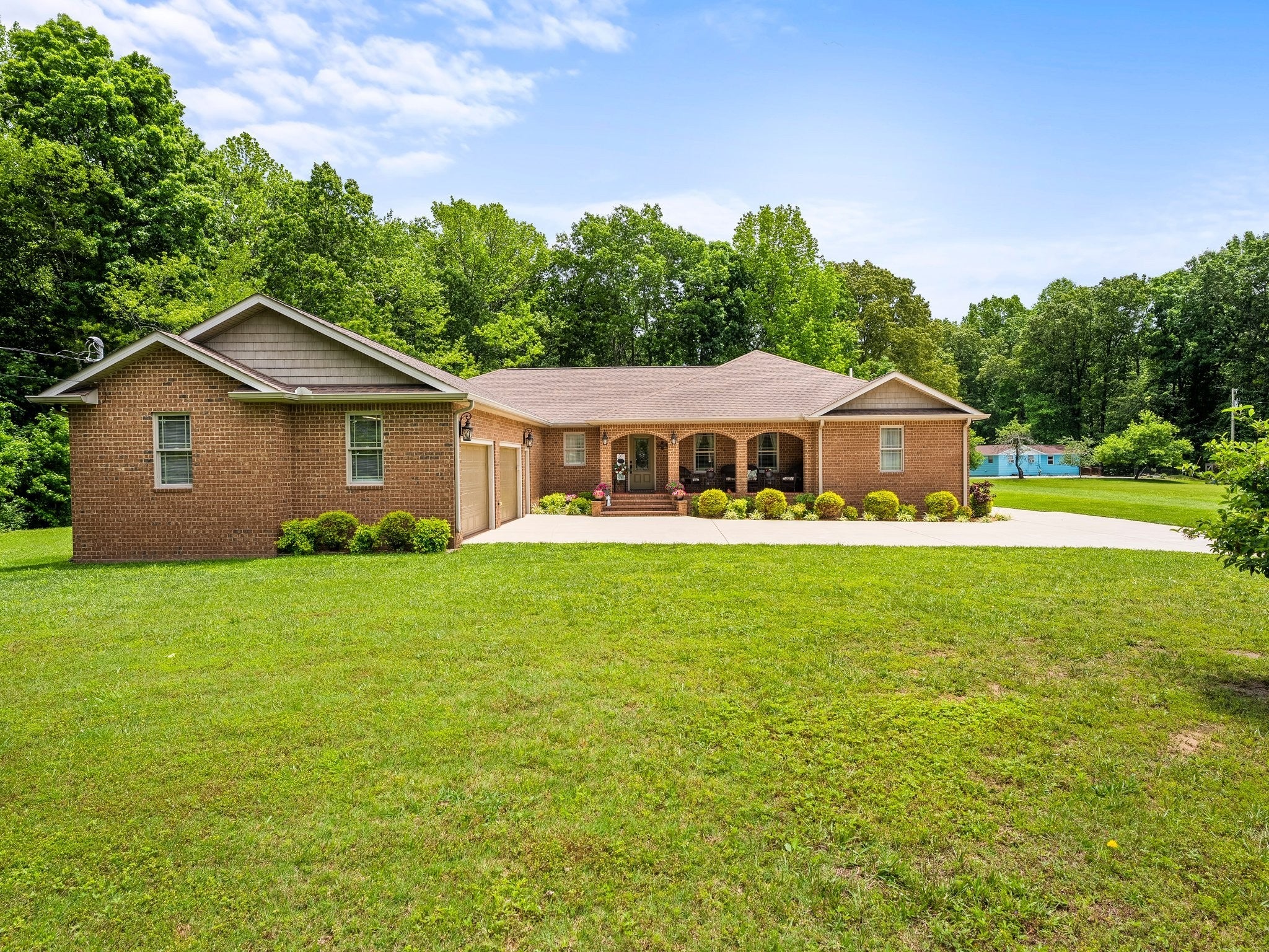Photo of Listing #2906642