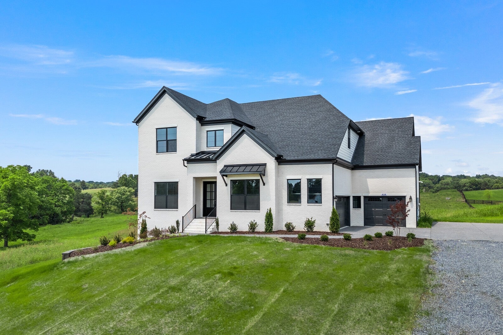 Photo of Listing #2906884