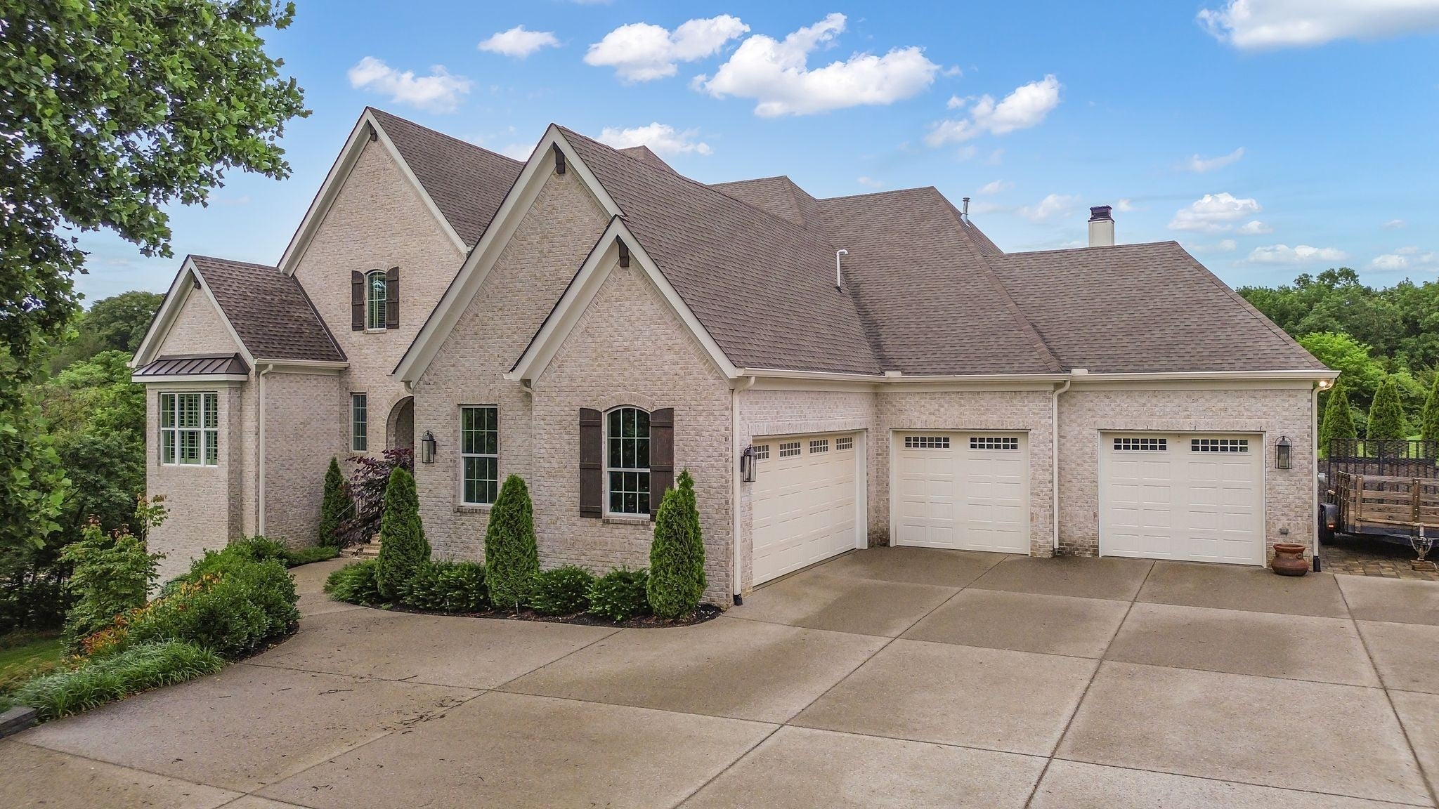 Photo of Listing #2907093