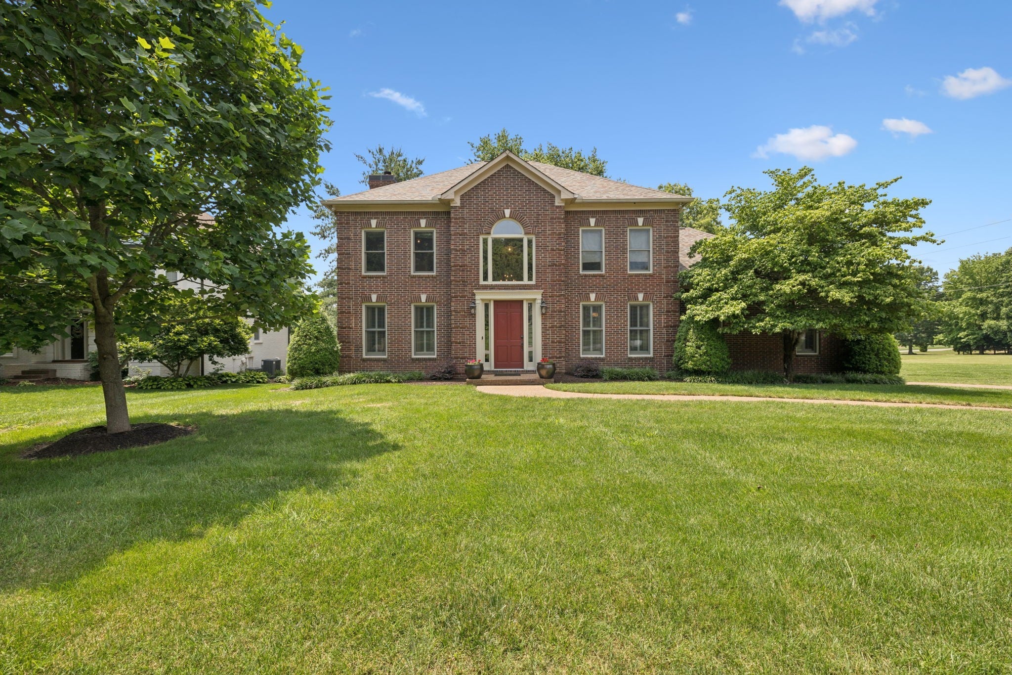 Photo of Listing #2907218