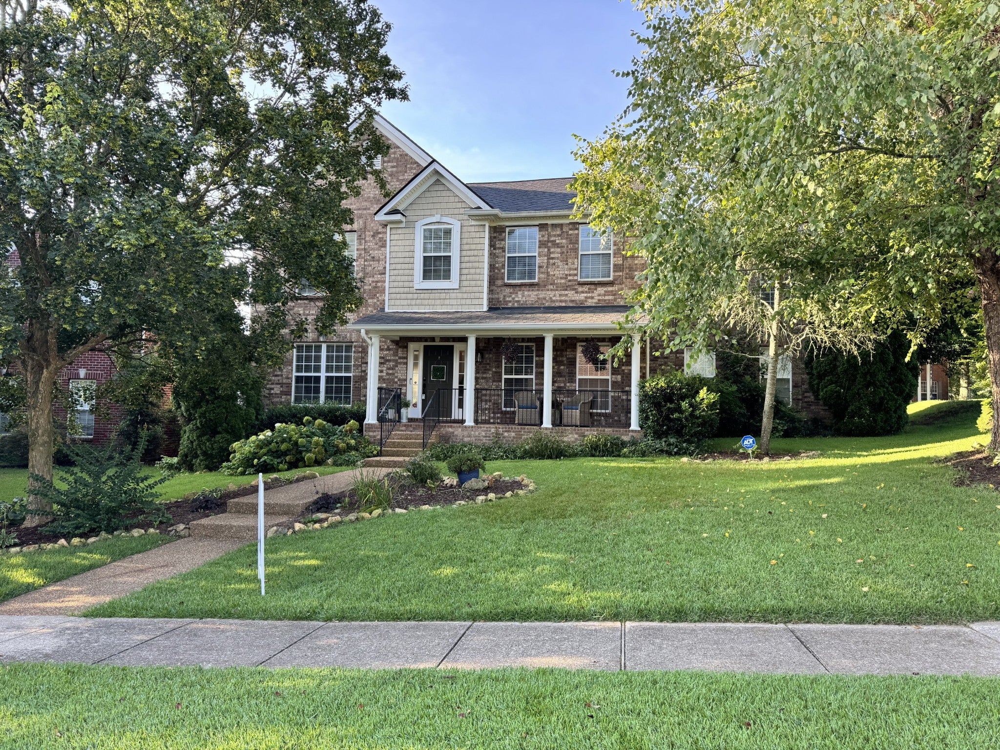Photo of Listing #2907433