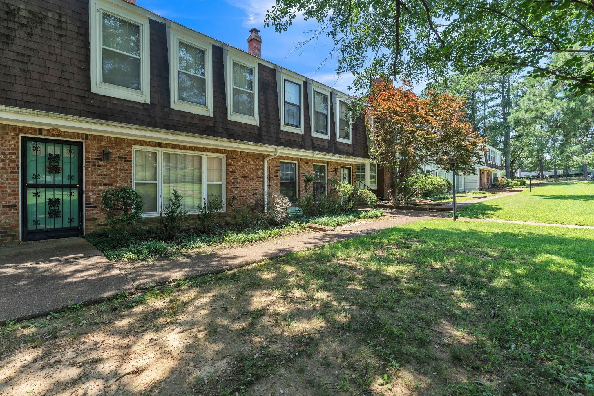 Photo of Listing #2907555