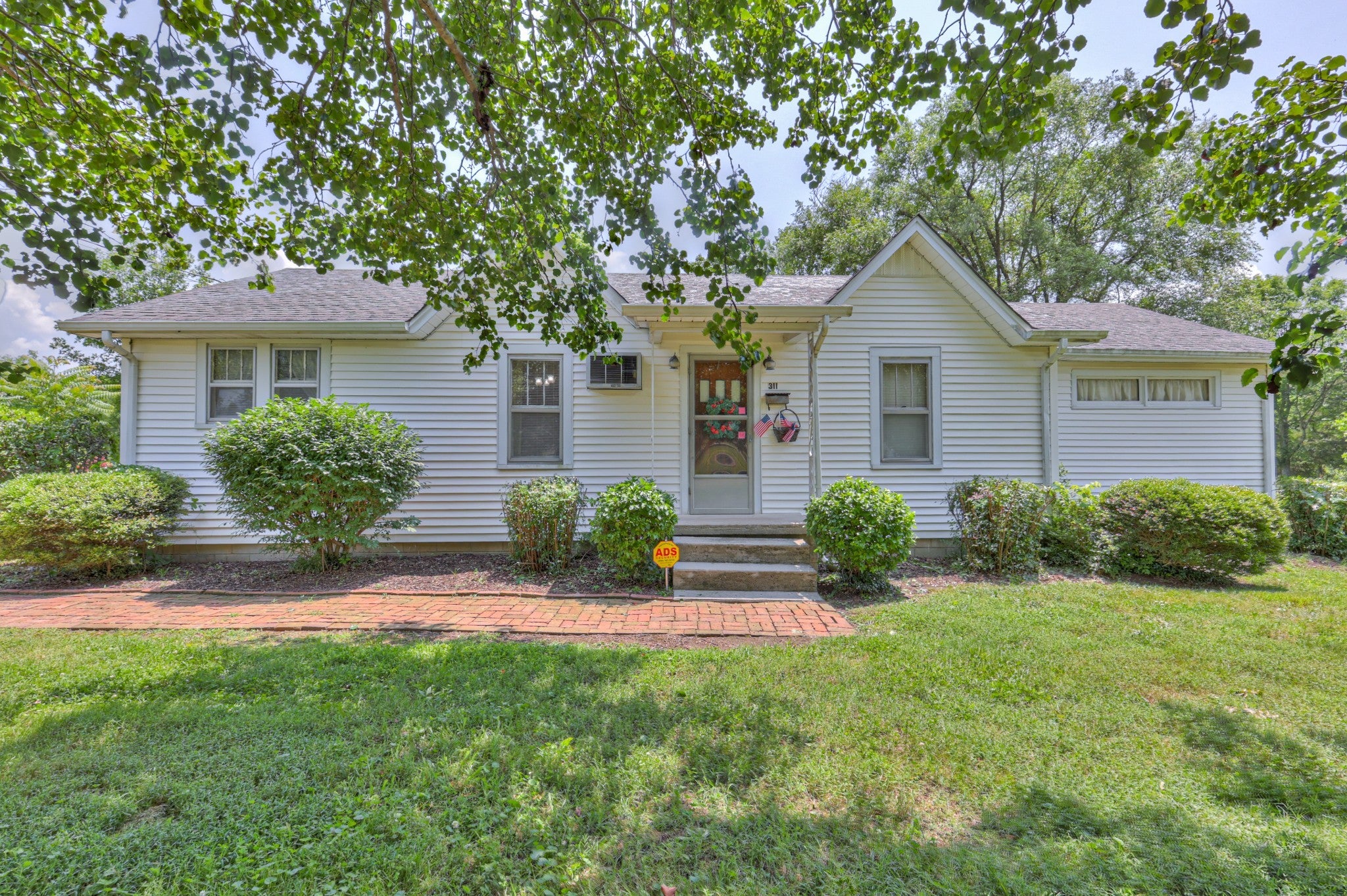 Photo of Listing #2907563