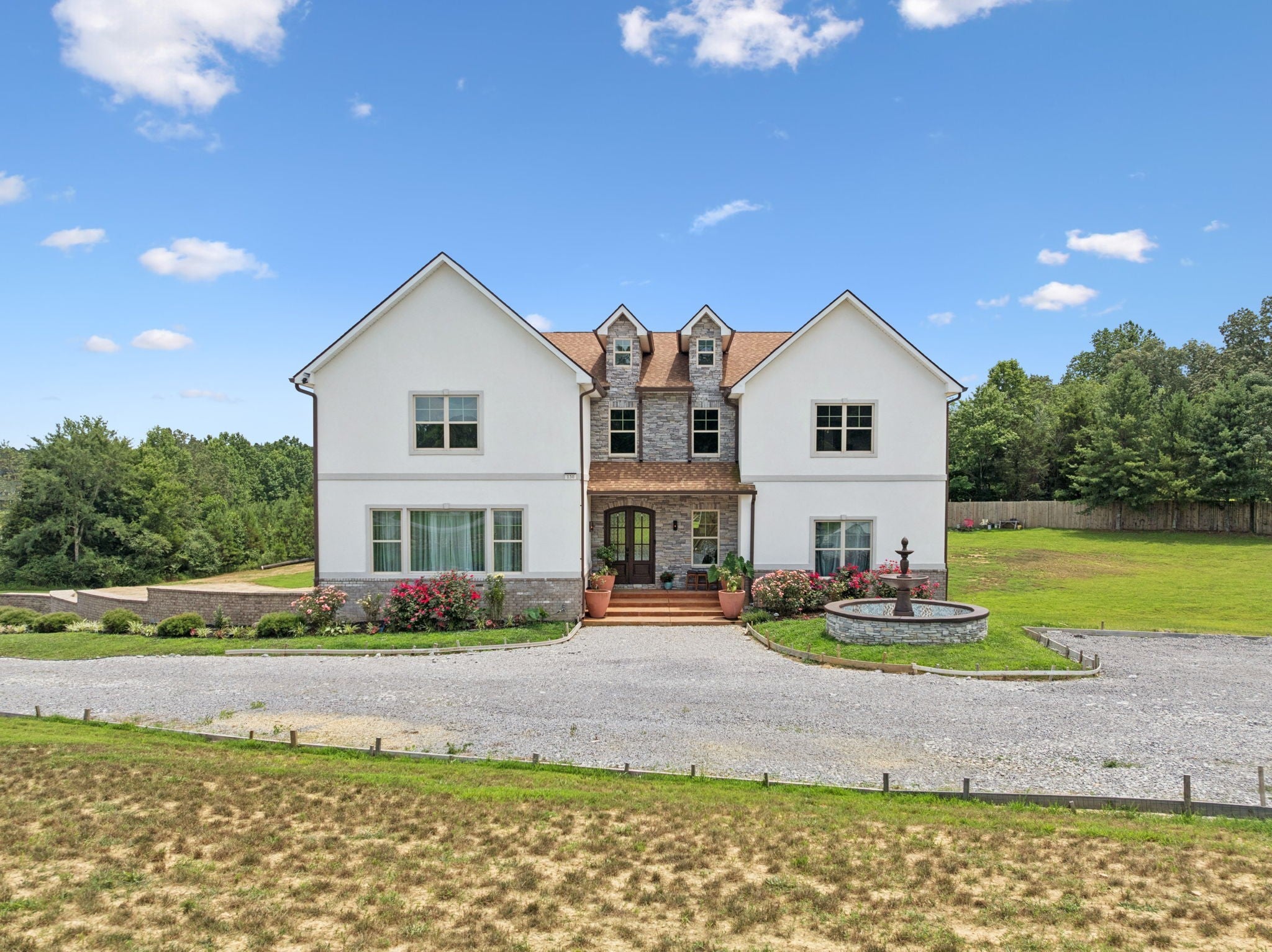 Photo of Listing #2907636