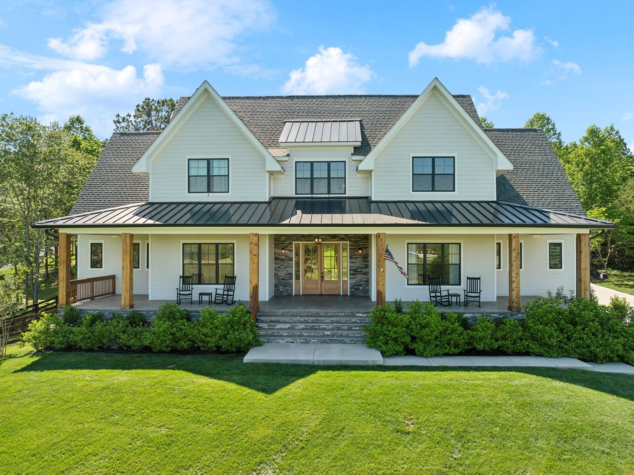Photo of Listing #2907774