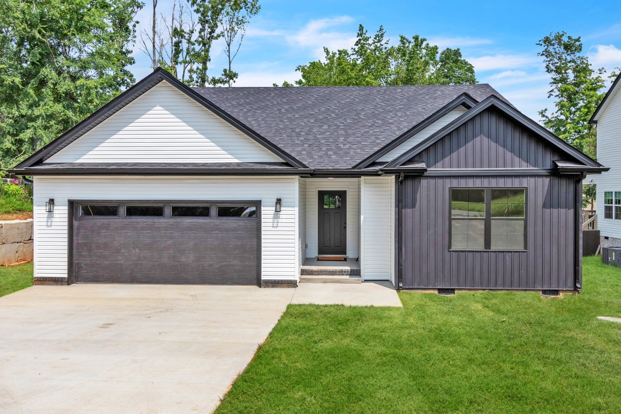 Photo of Listing #2907887