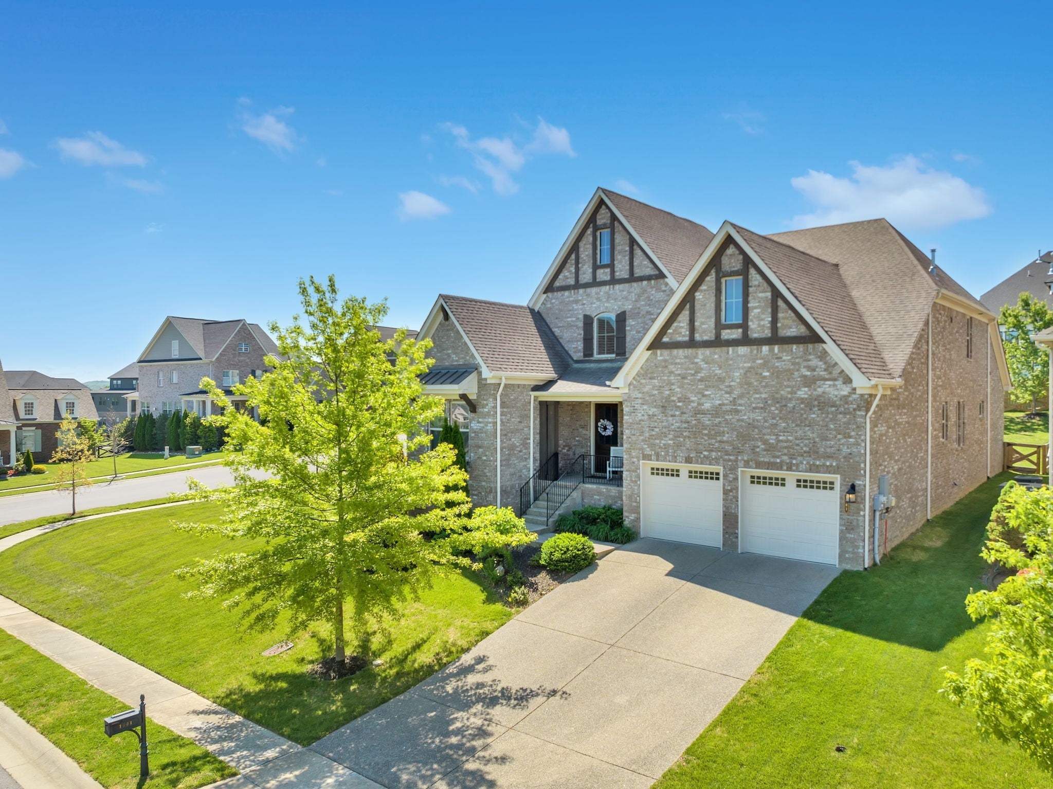 Photo of Listing #2908175