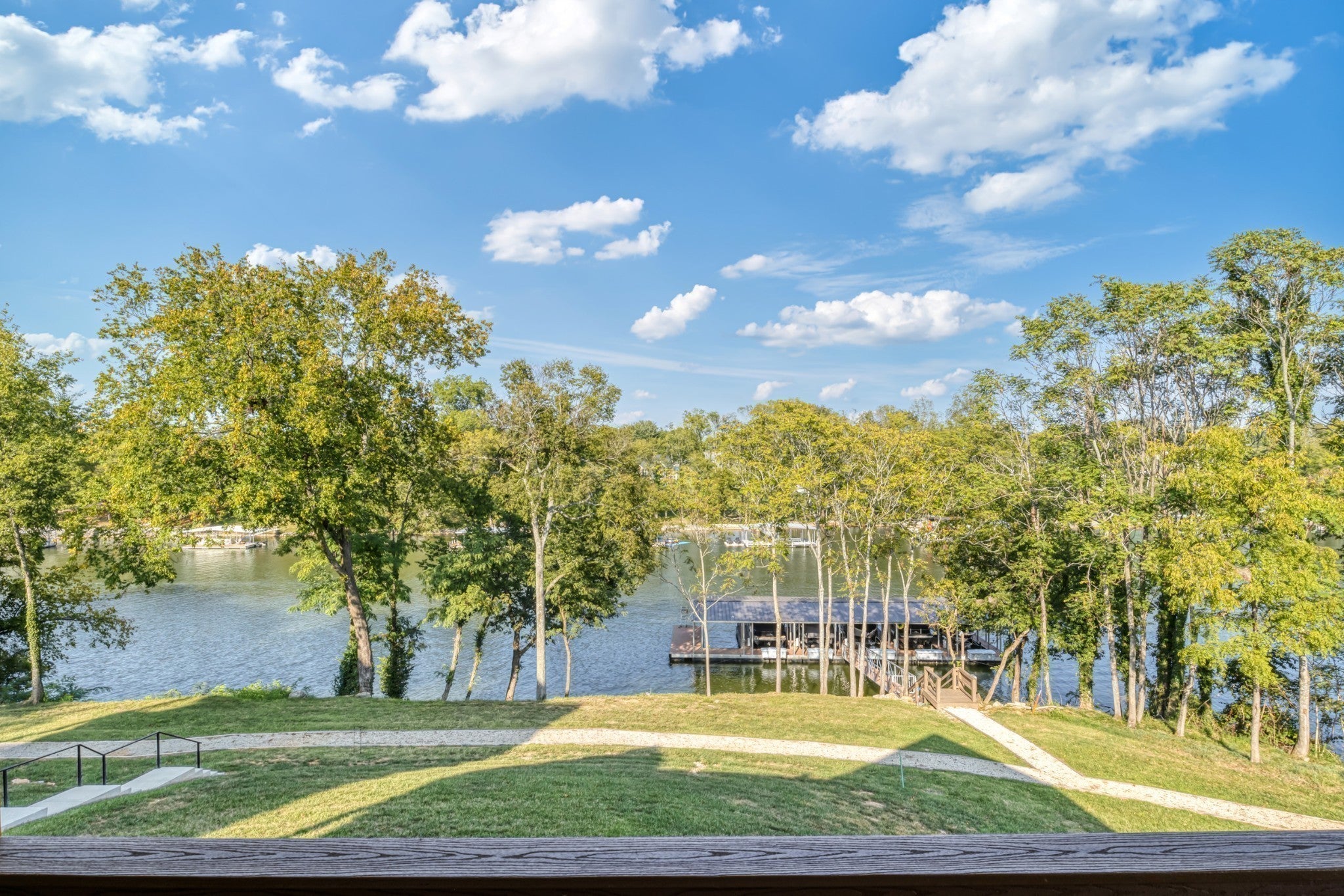 Photo of Listing #2908574