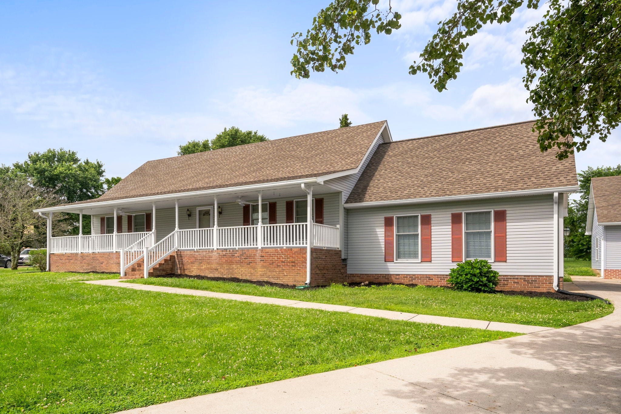 Photo of Listing #2908633