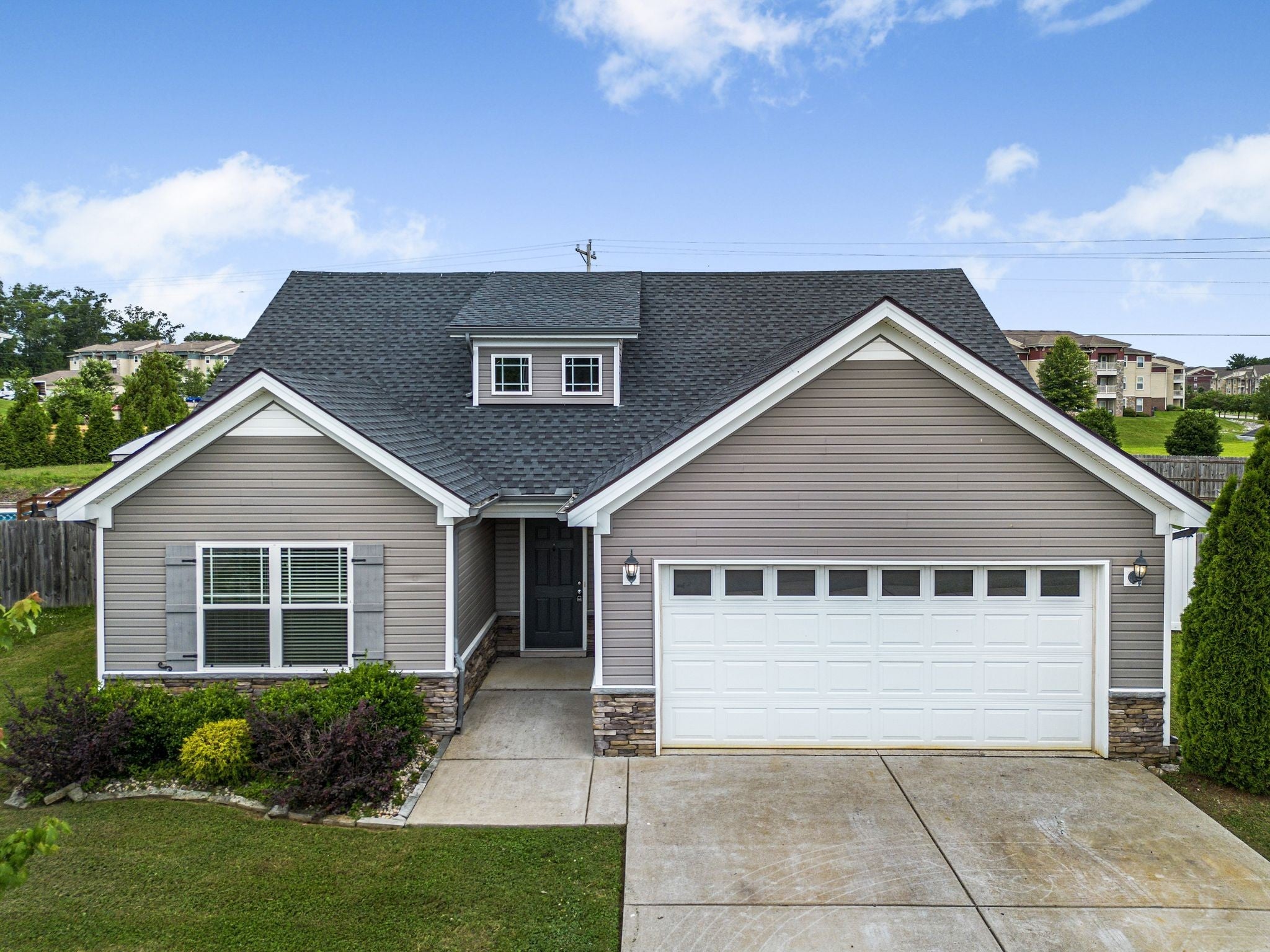 Photo of Listing #2908747