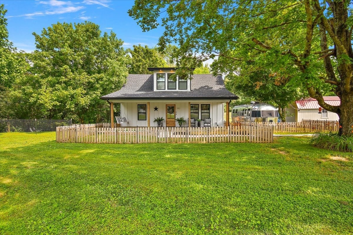 Photo of Listing #2913793