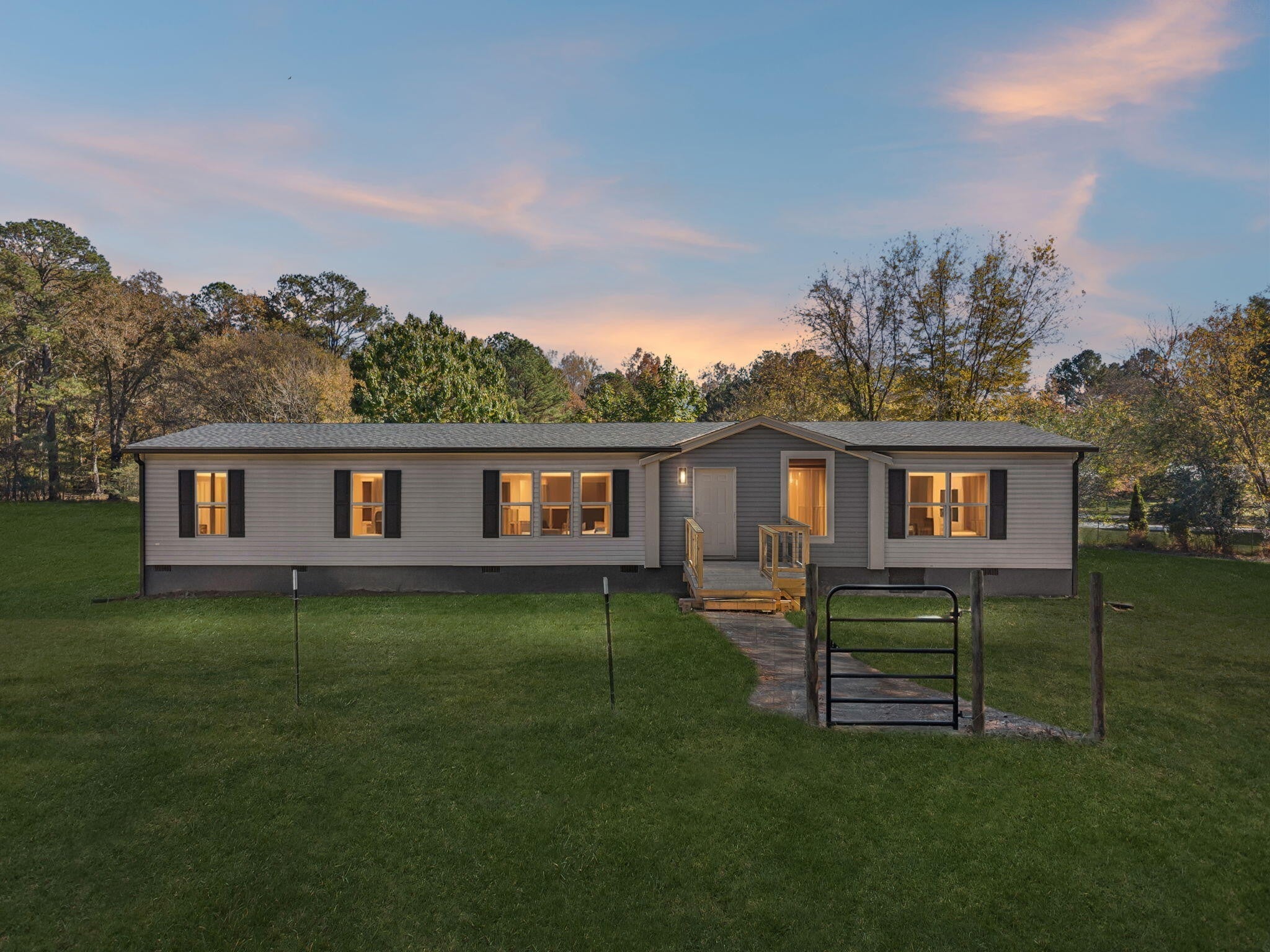 Photo of Listing #2913796