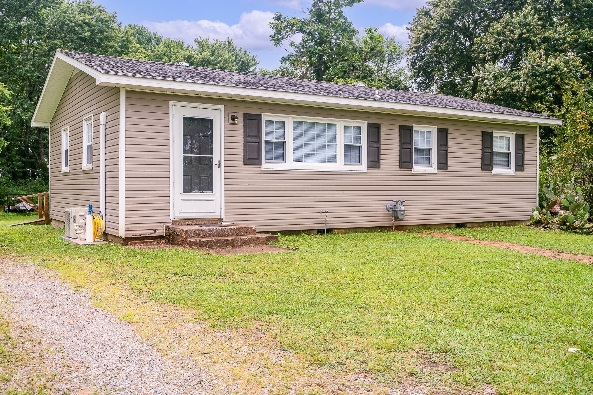 Photo of Listing #2913921