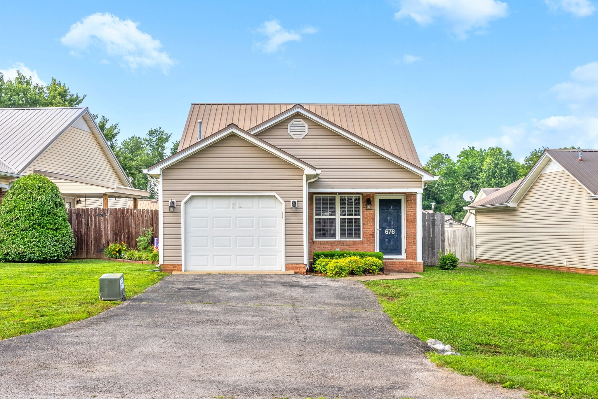Photo of Listing #2913972