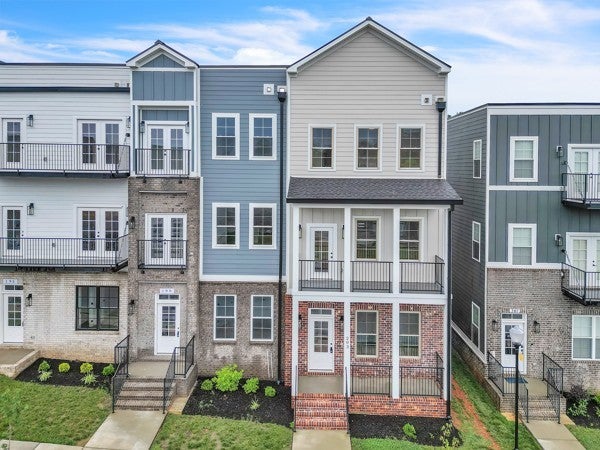 Pleasant View Real Estate - Residential for sale