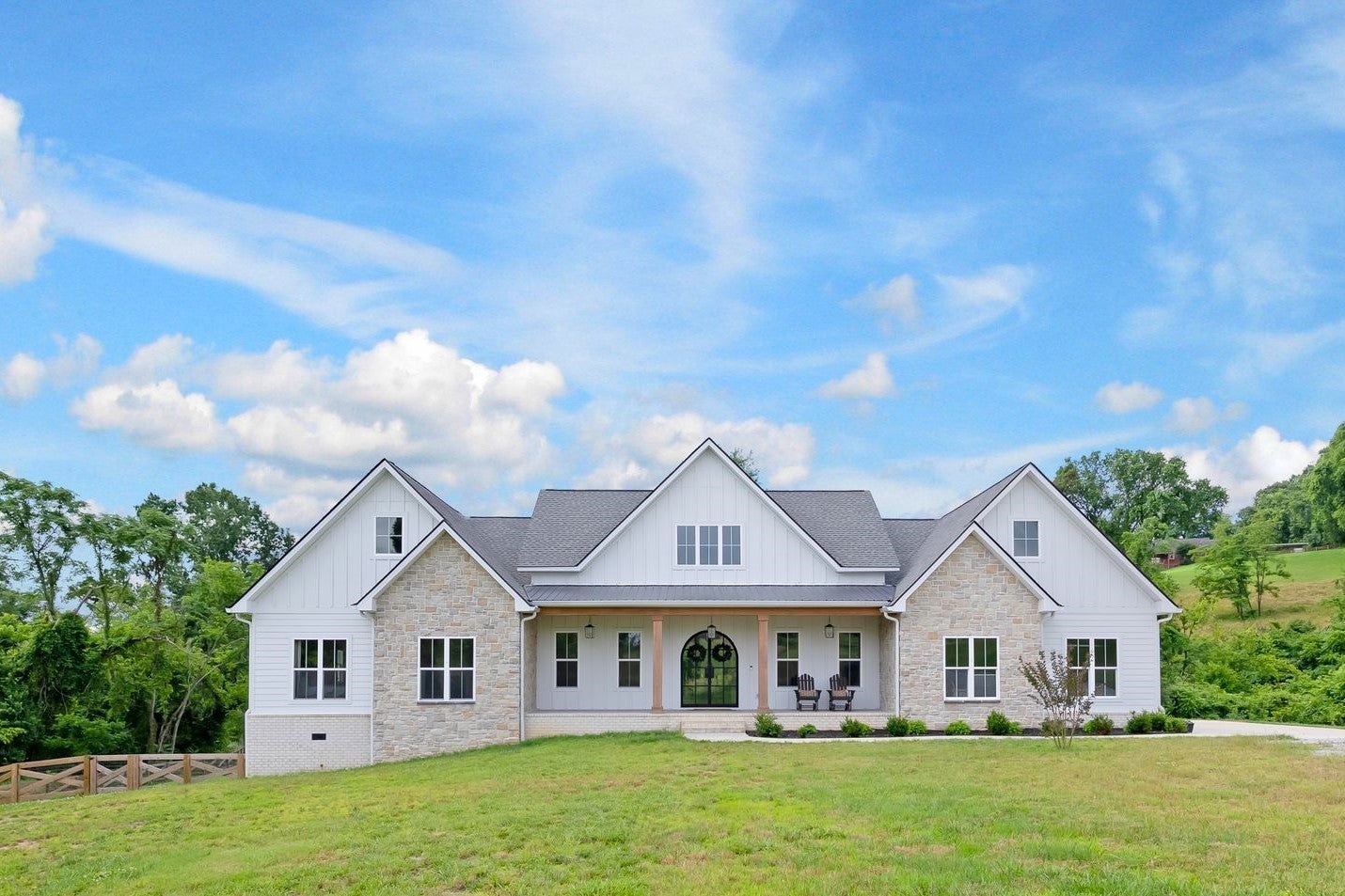 Photo of Listing #2914172