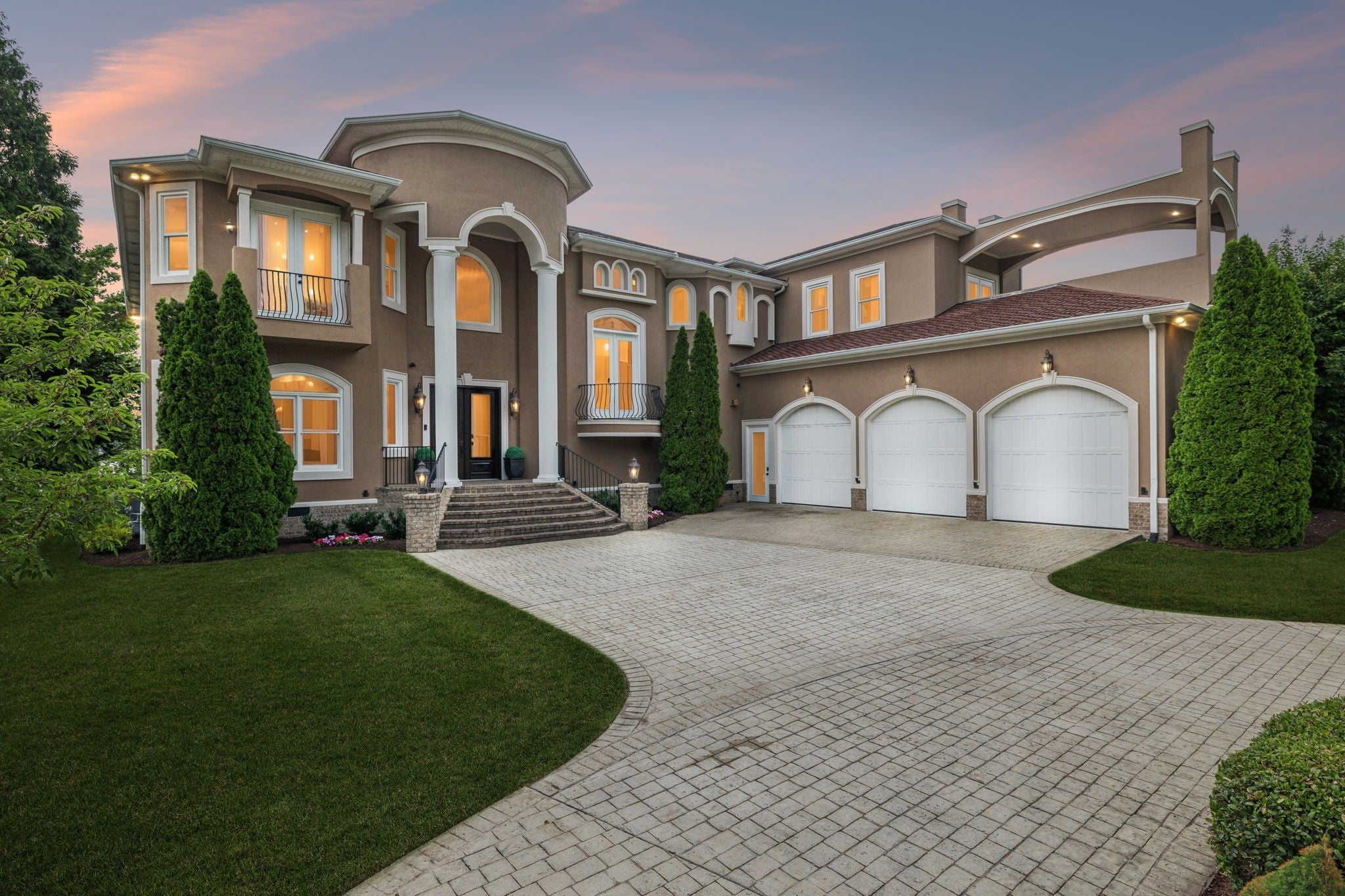 Photo of Listing #2914262