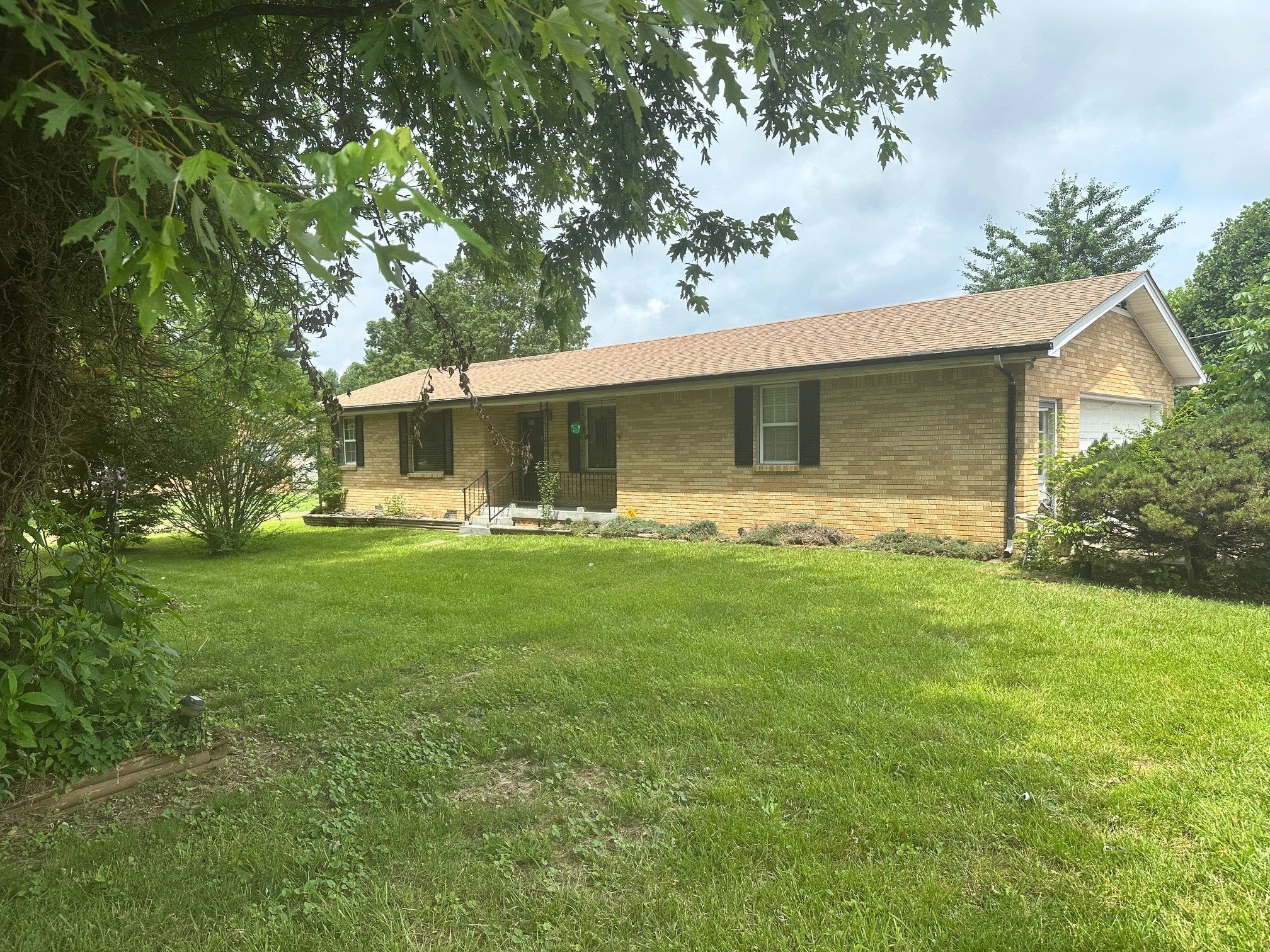 Photo of Listing #2914405