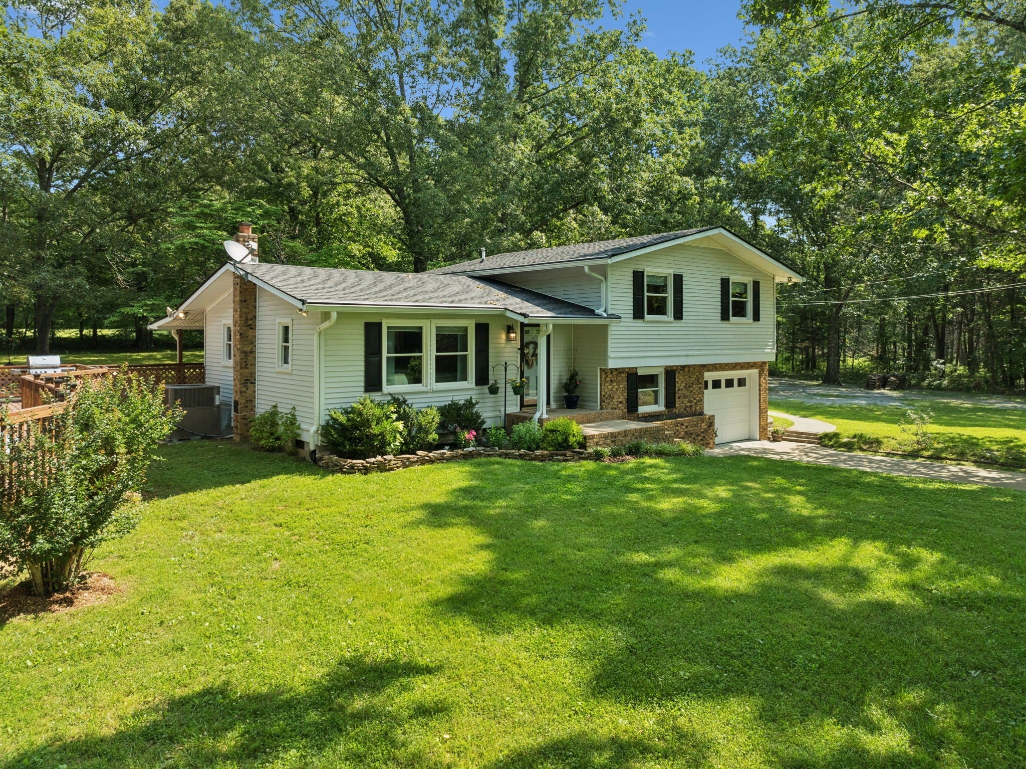 Photo of Listing #2914452