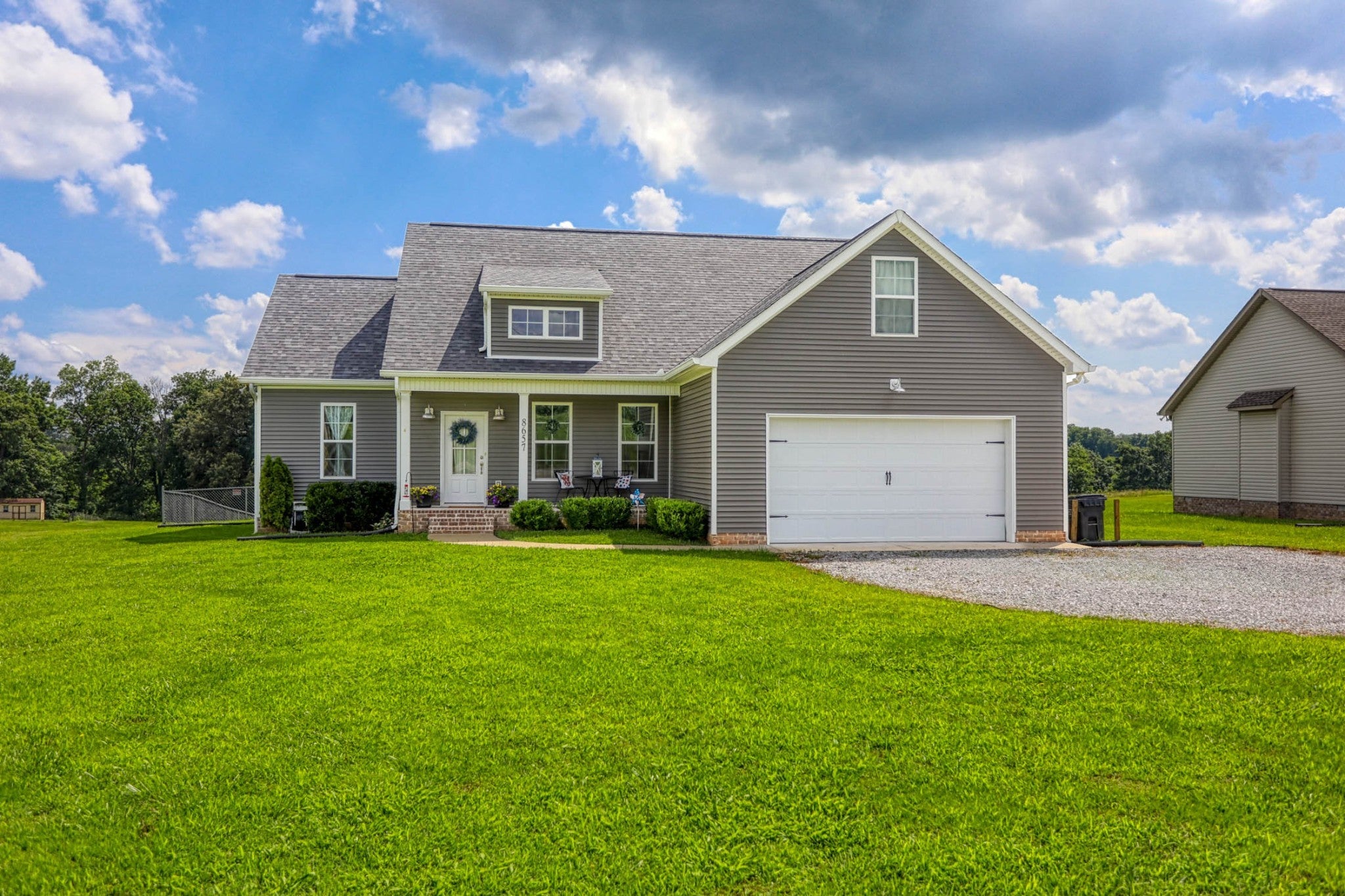 Photo of Listing #2914742