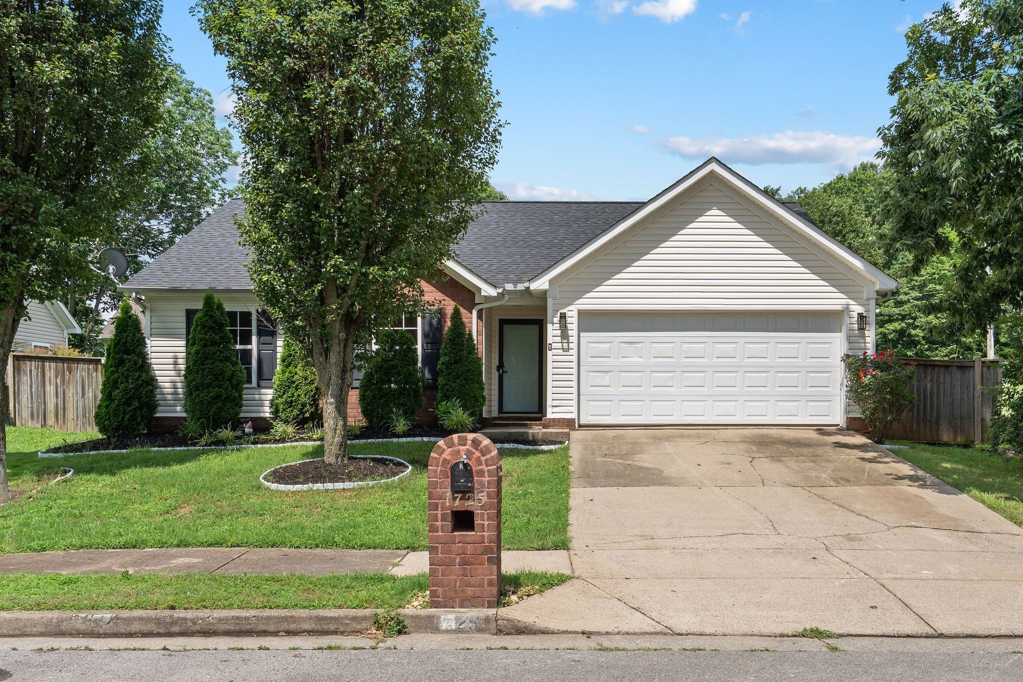 Photo of Listing #2915265