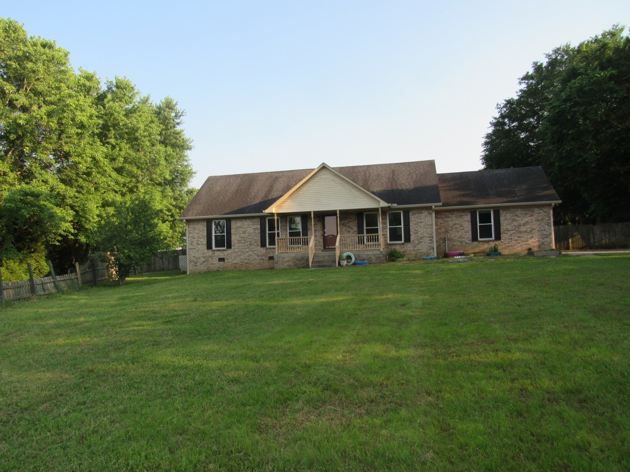 Photo of Listing #2915276