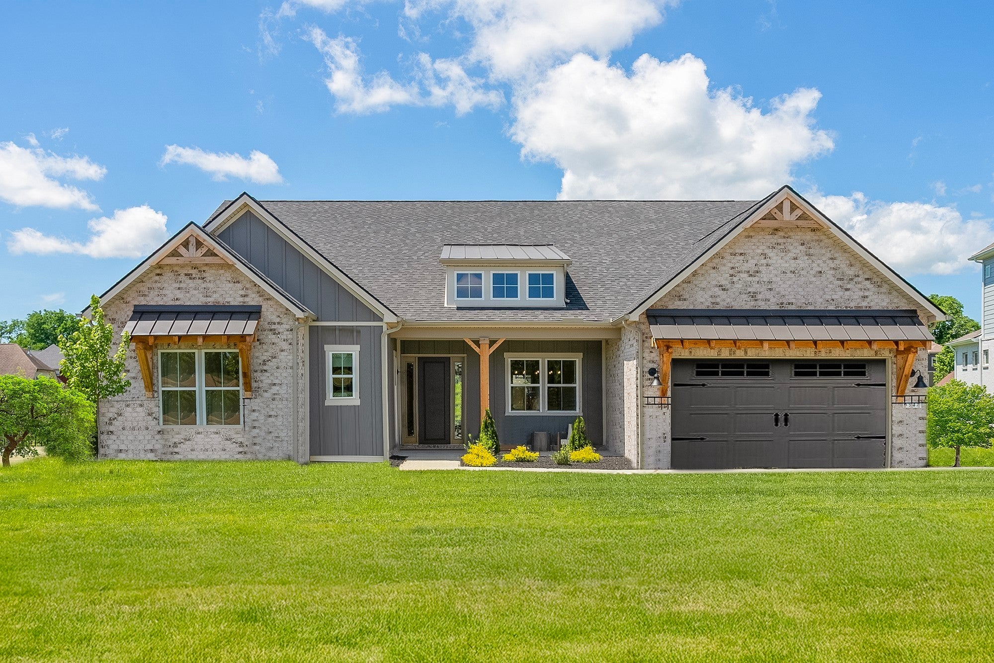 Photo of Listing #2915443
