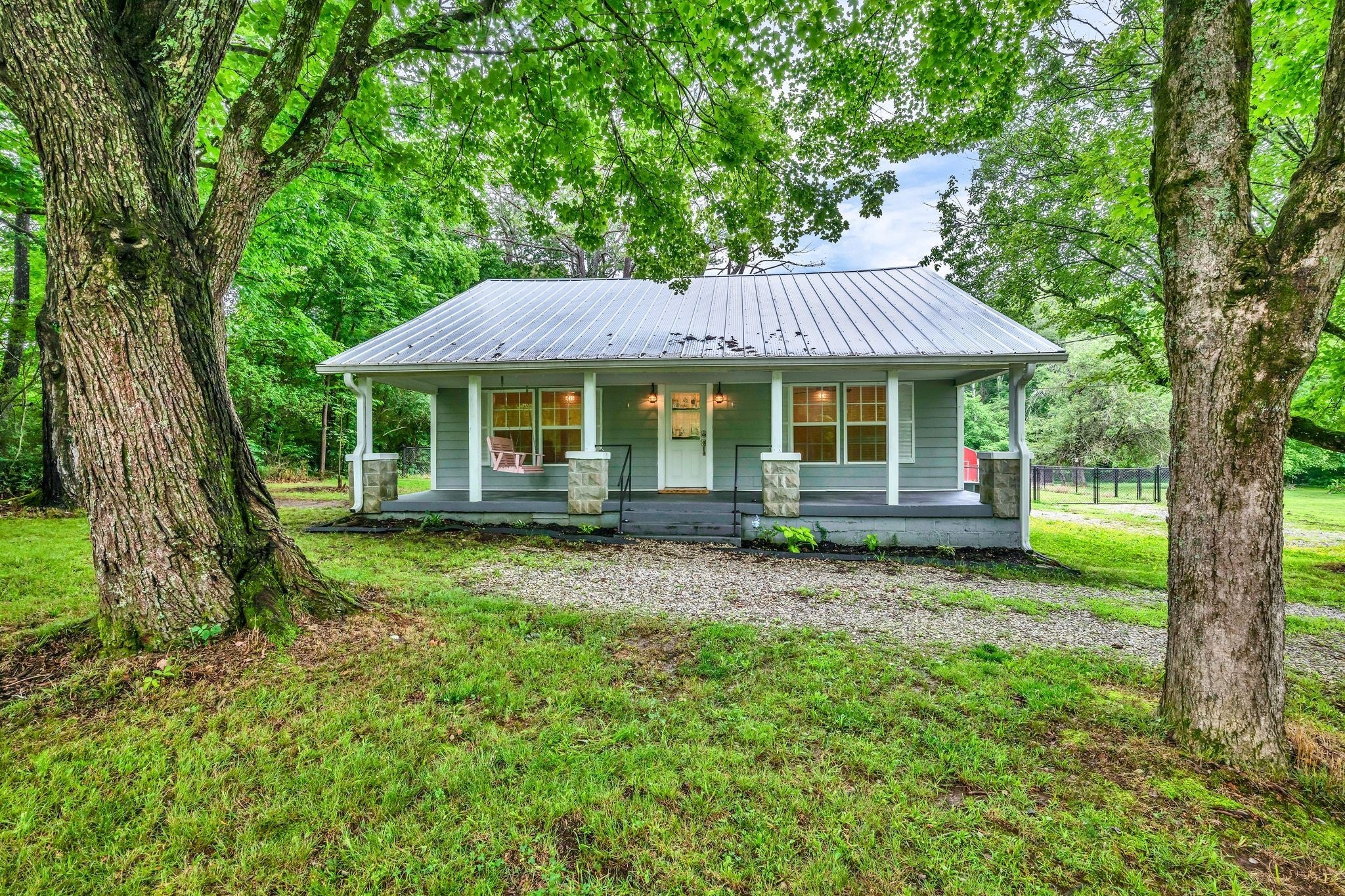 Photo of Listing #2915496