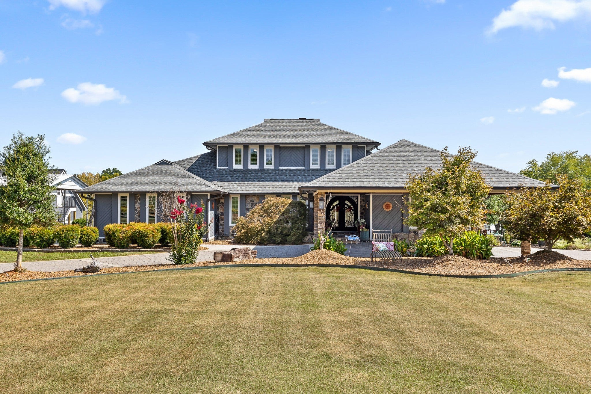 Photo of Listing #2915884