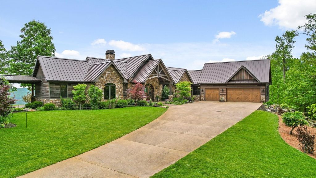 6835 Jasper Highlands Boulevard, Jasper