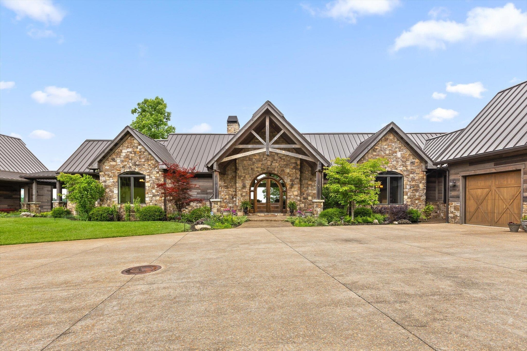 Photo of Listing #2915904
