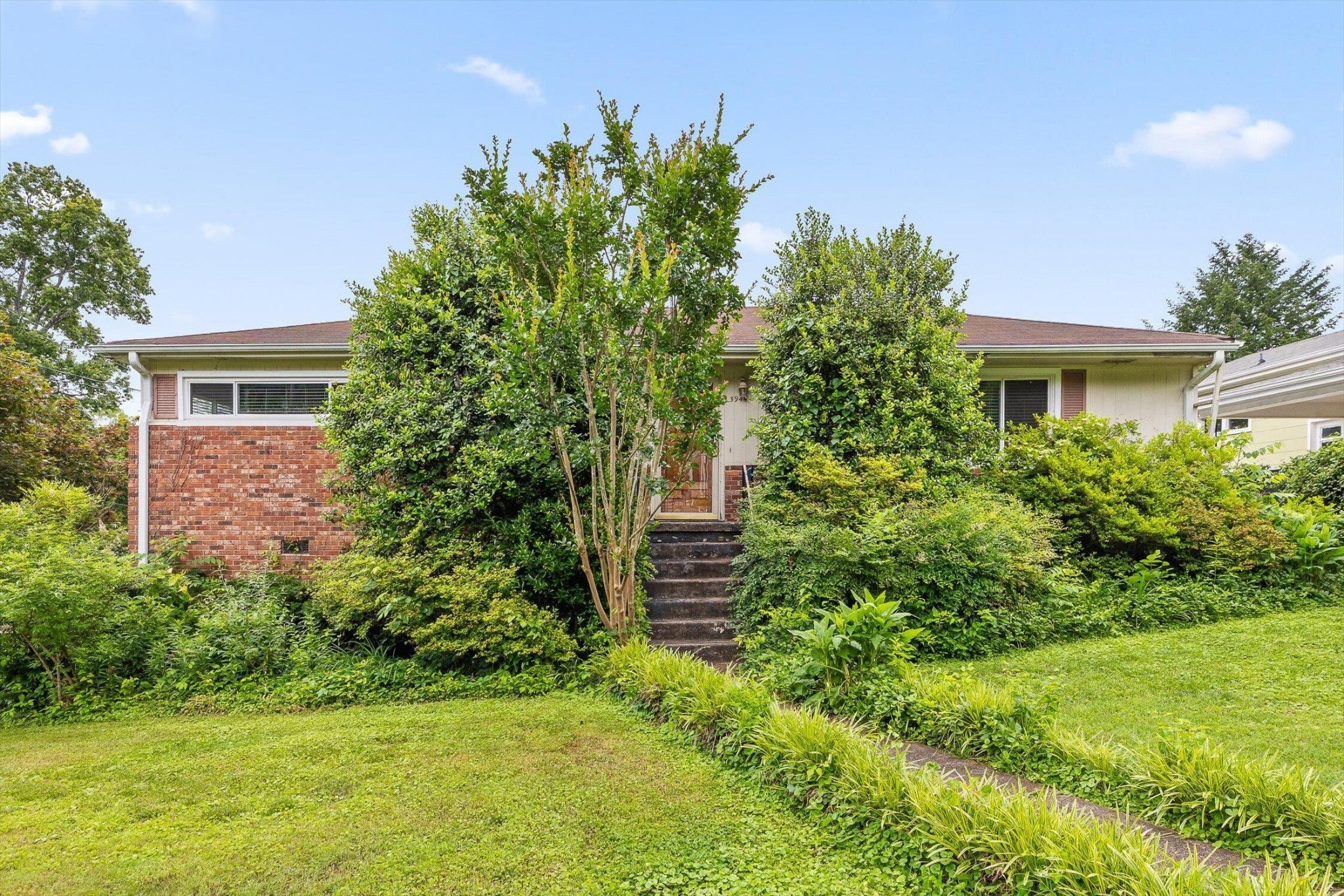 Photo of Listing #2915965