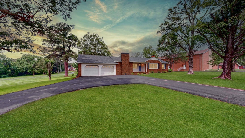 700 S 16th St, Murray