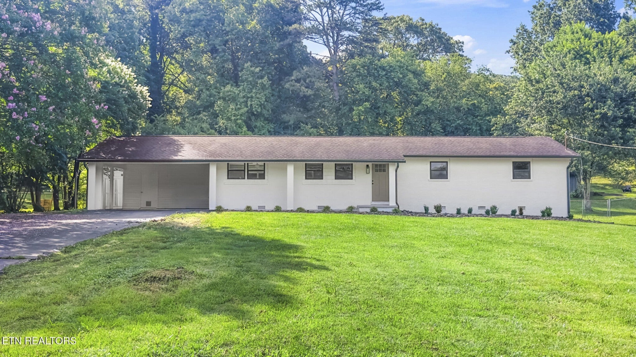 Photo of Listing #2918192