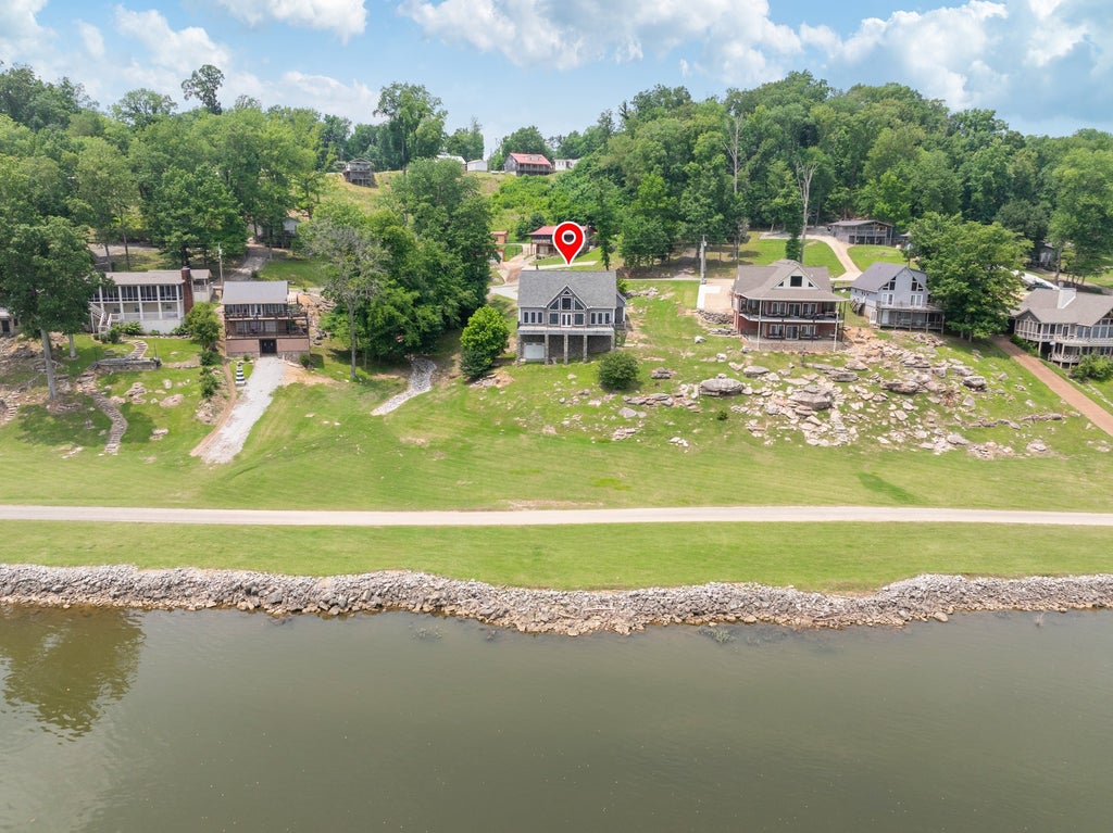 347 Lakeshore Dr, Sugar Tree