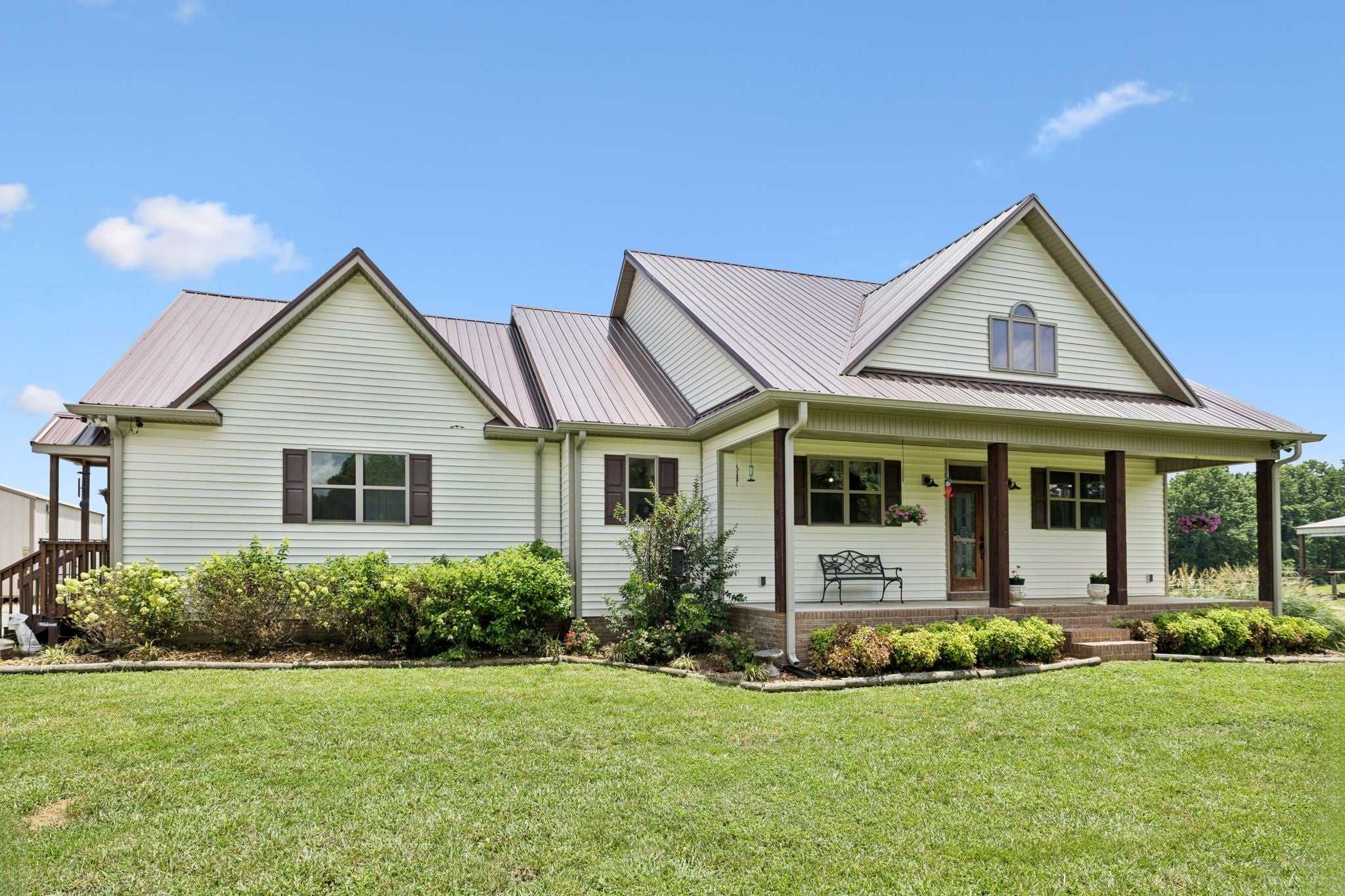 Photo of Listing #2920557