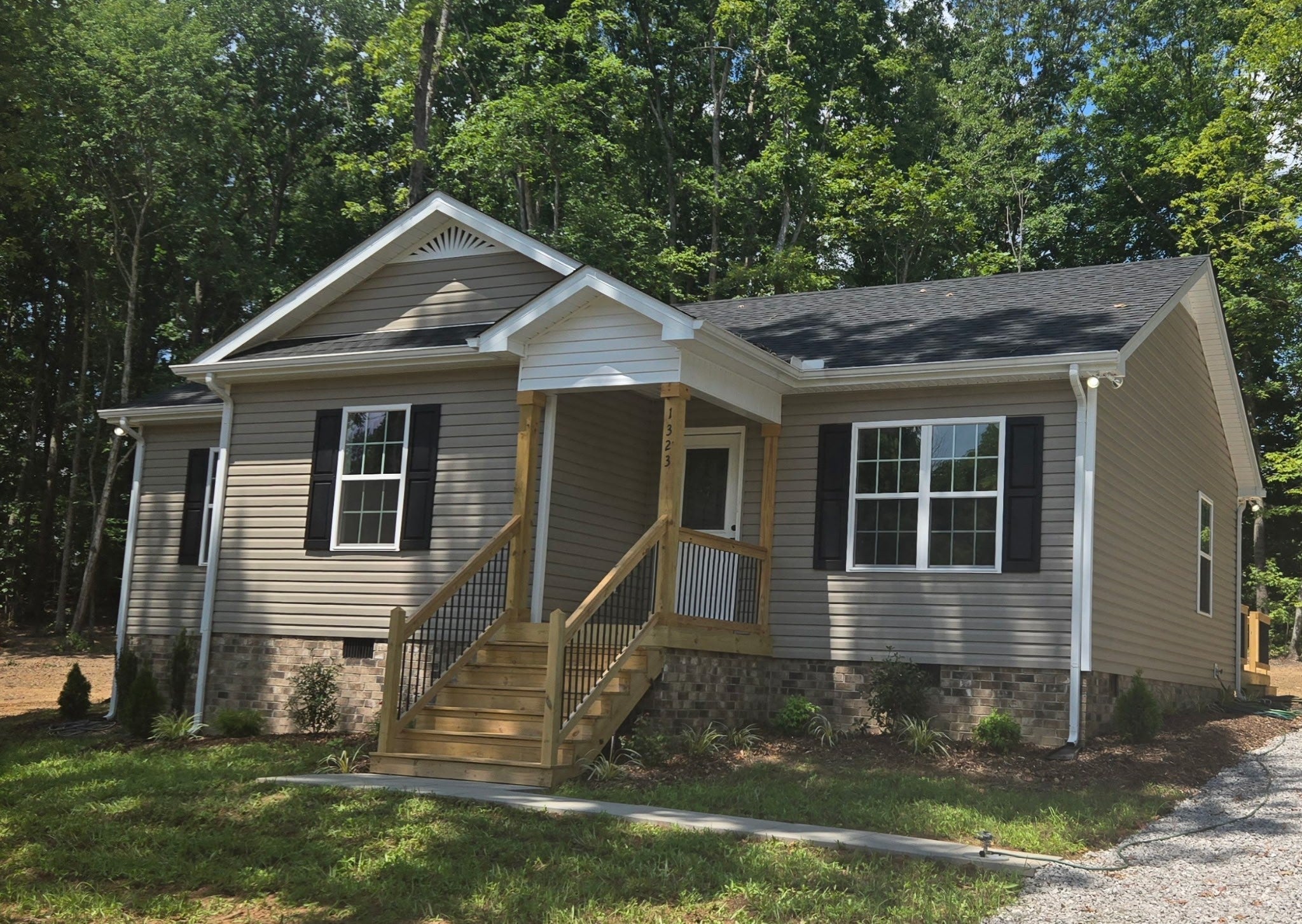 Photo of Listing #2920618