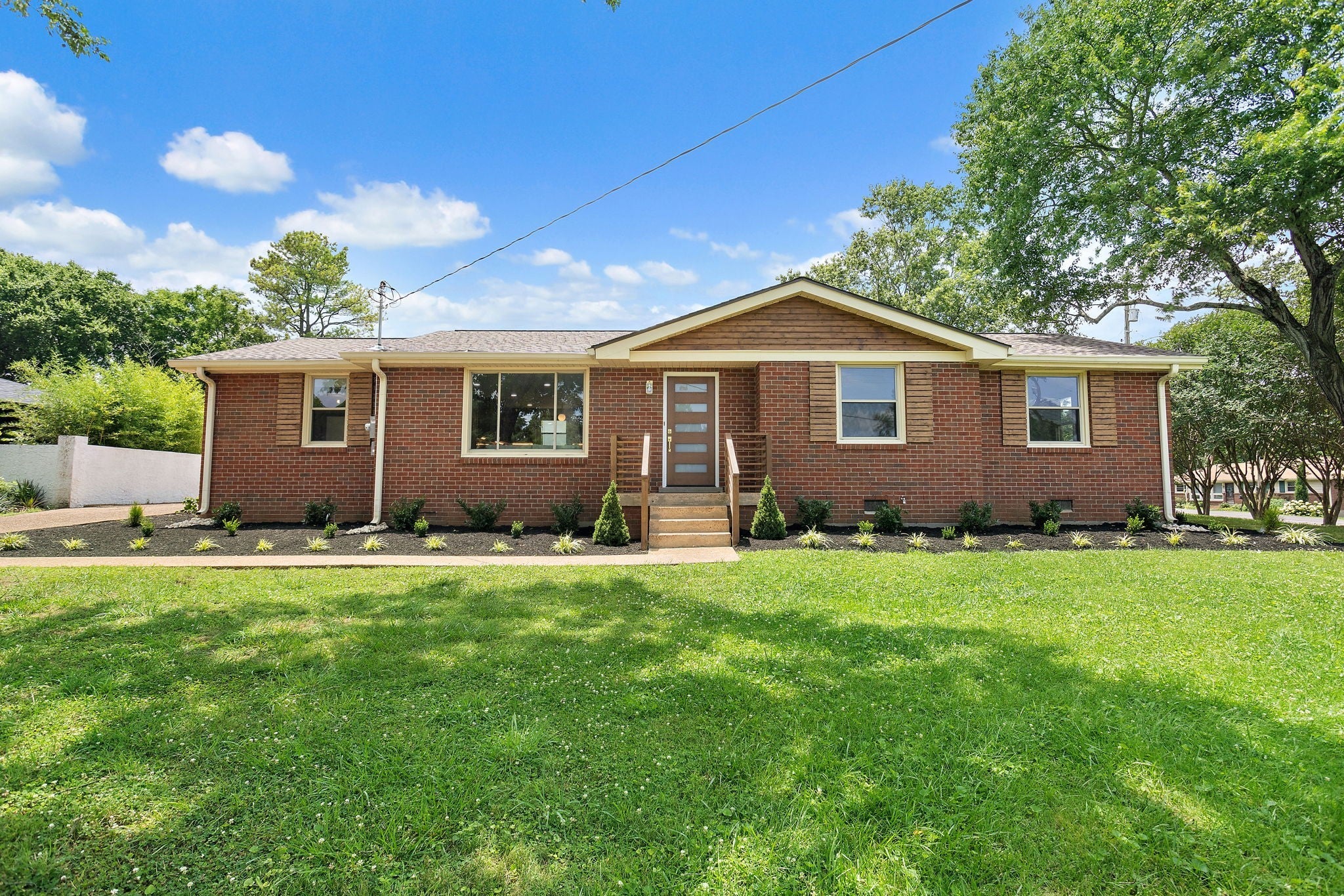 Photo of Listing #2920660