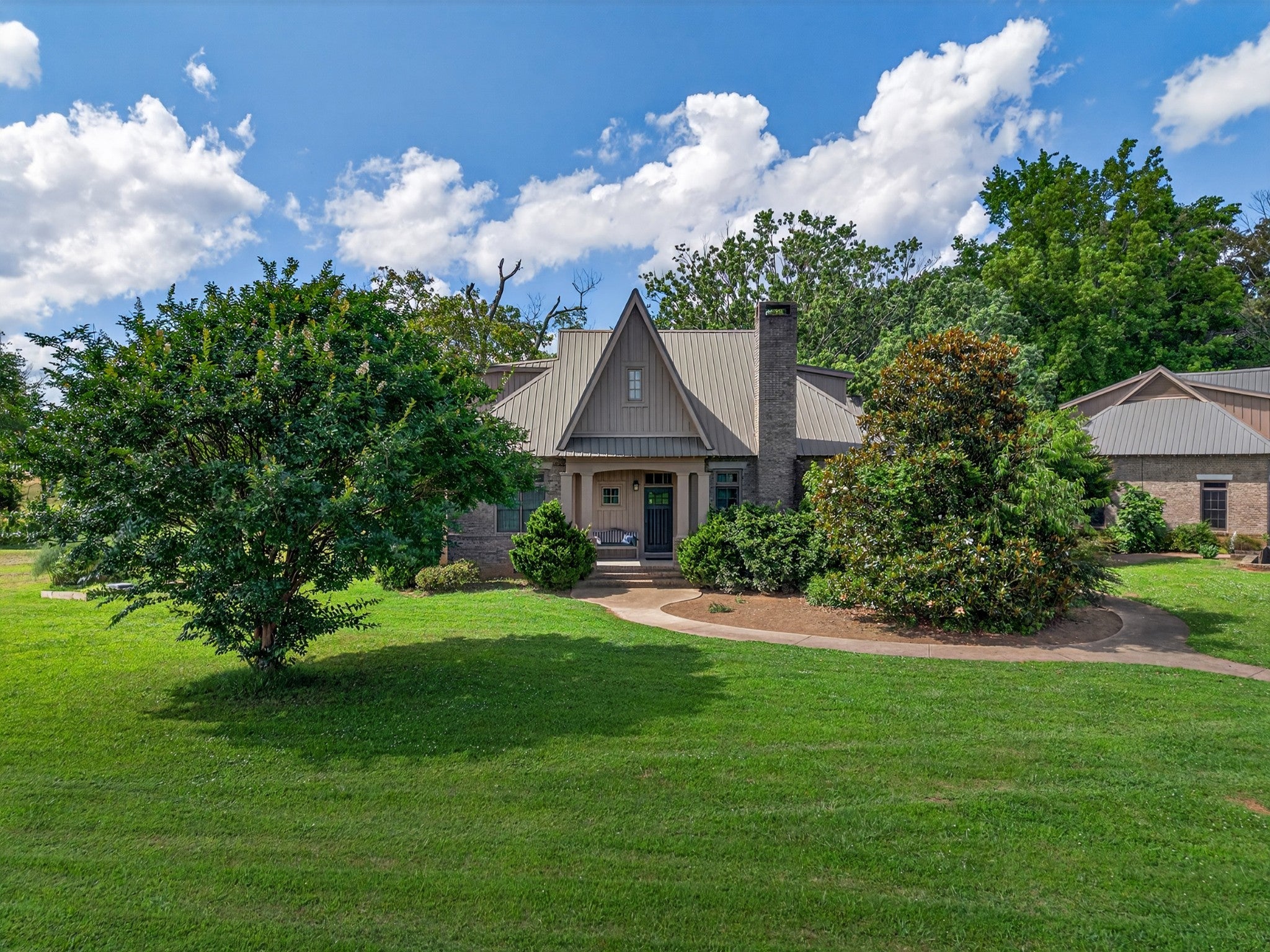 Photo of Listing #2920678