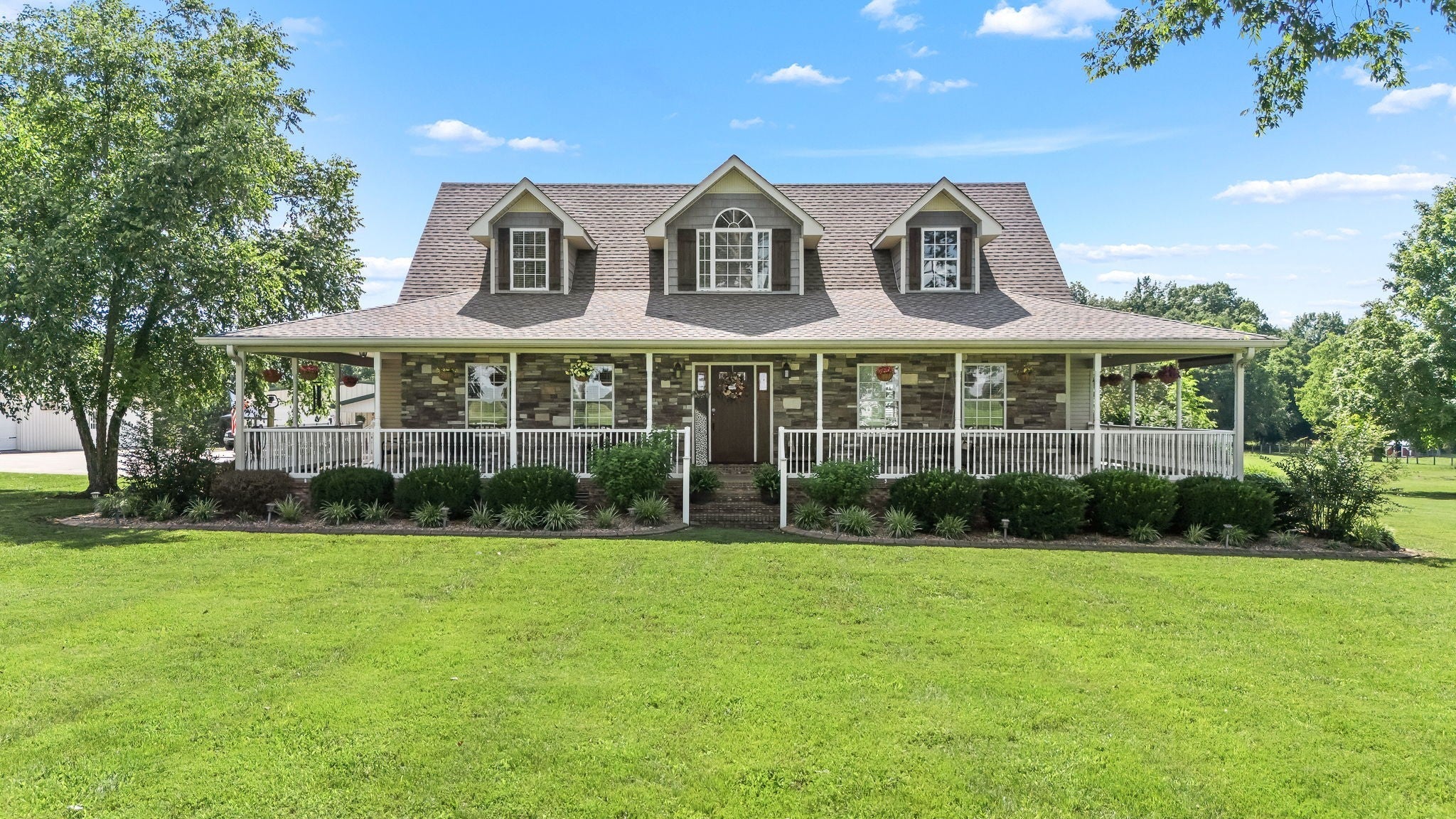 Photo of Listing #2920916