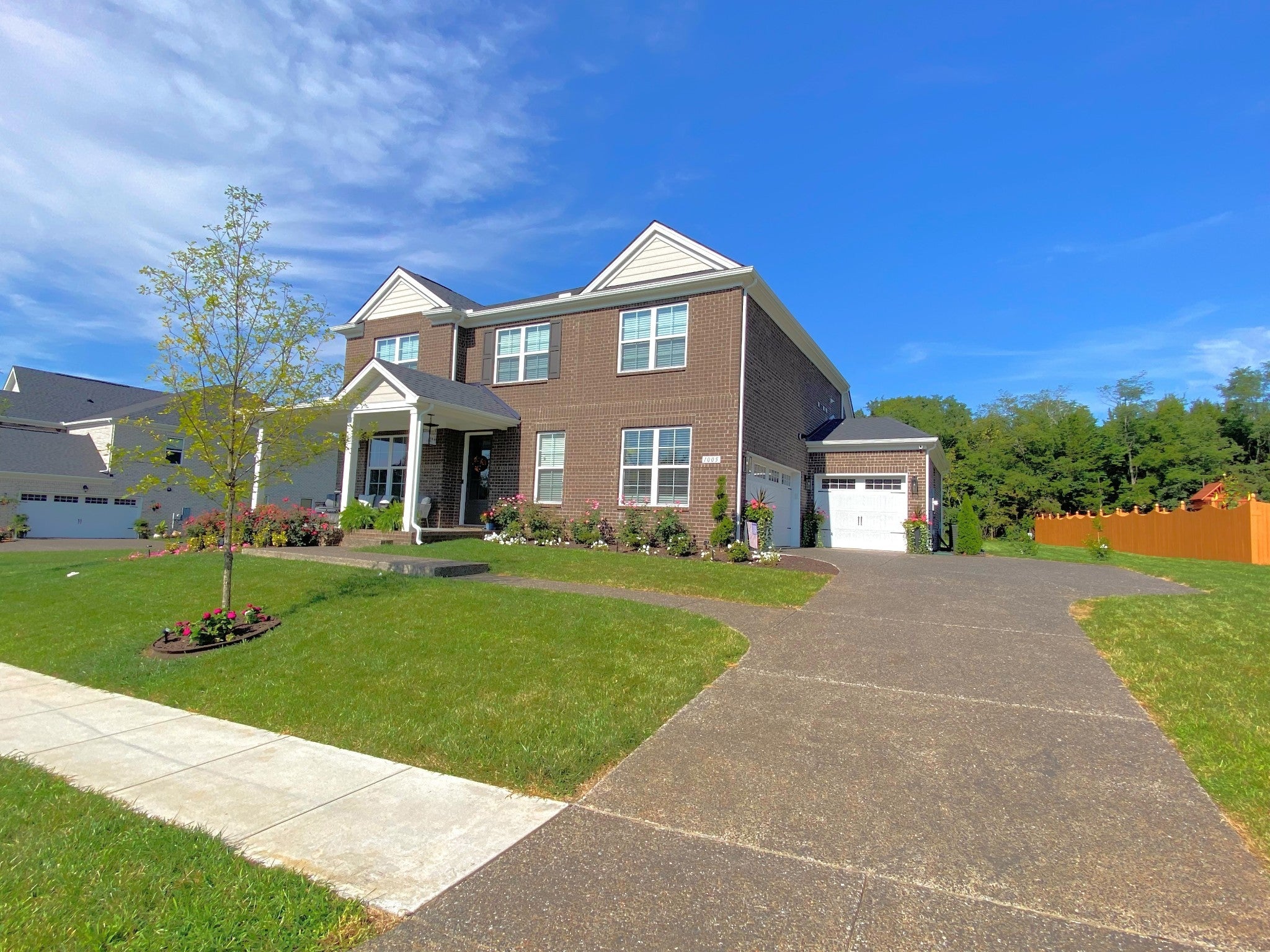 Photo of Listing #2921032