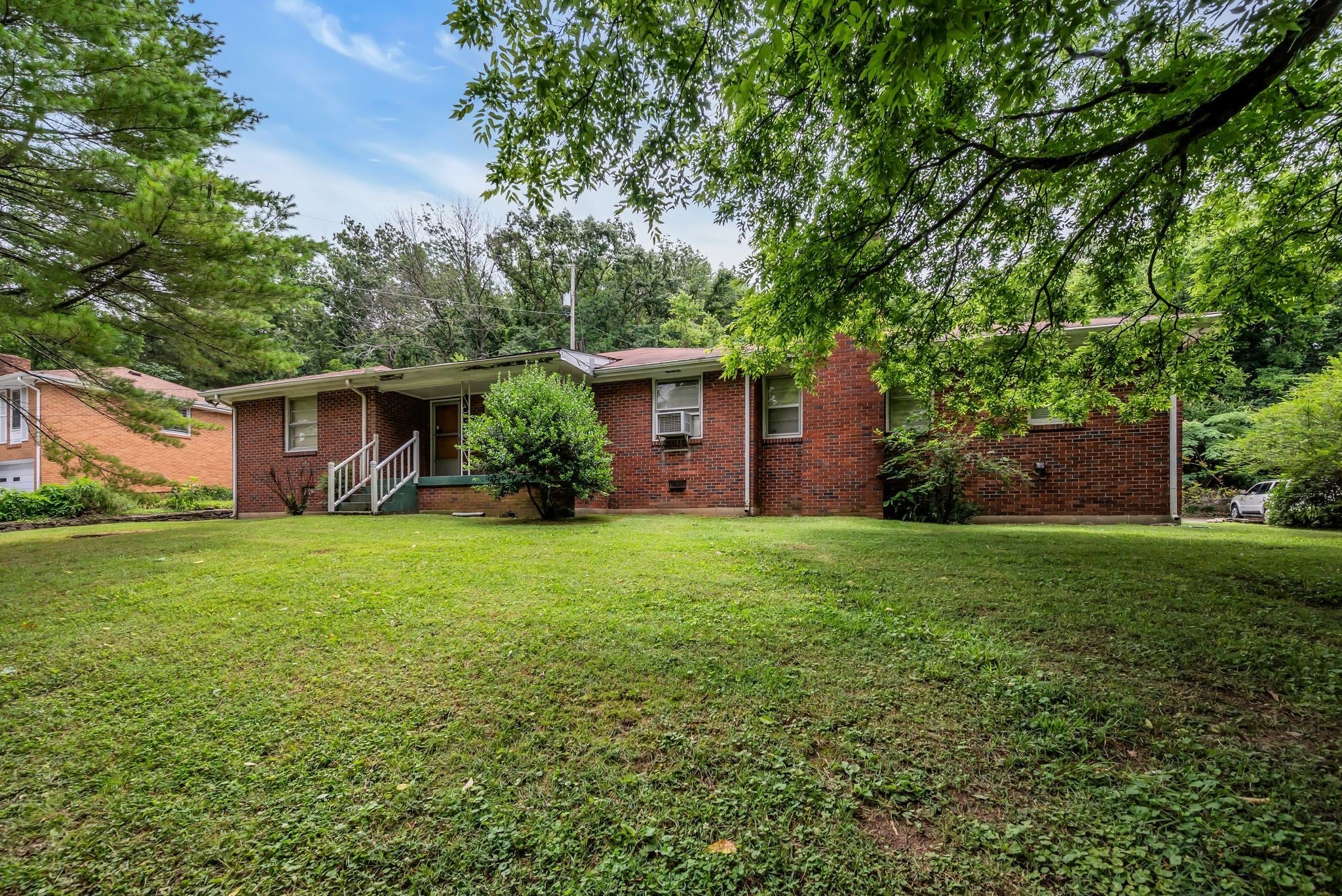 Photo of Listing #2921061