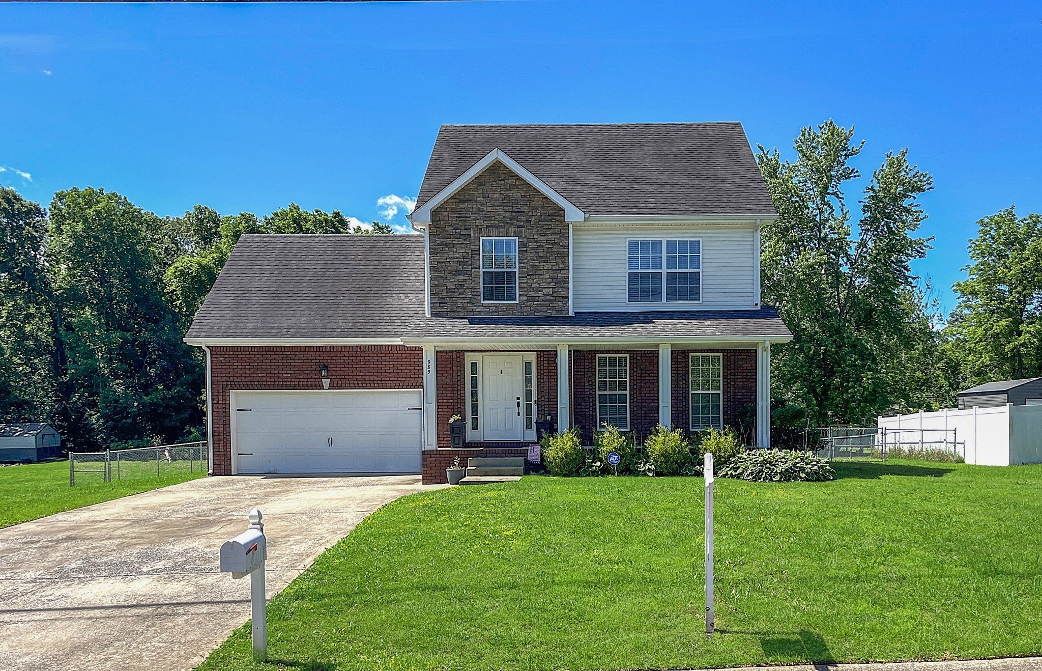 Photo of Listing #2921072