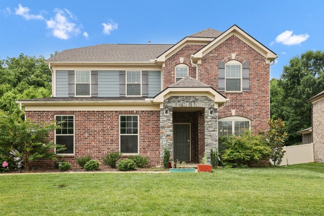 148 Macy Dr, Hendersonville